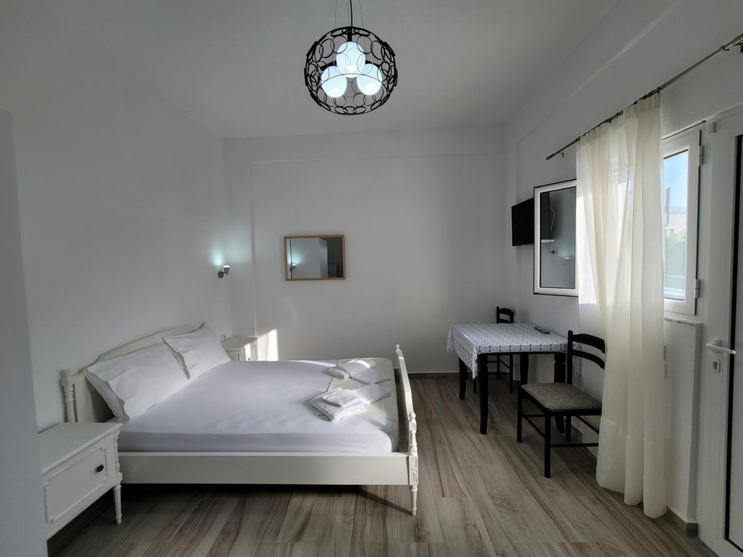 M&J Home
