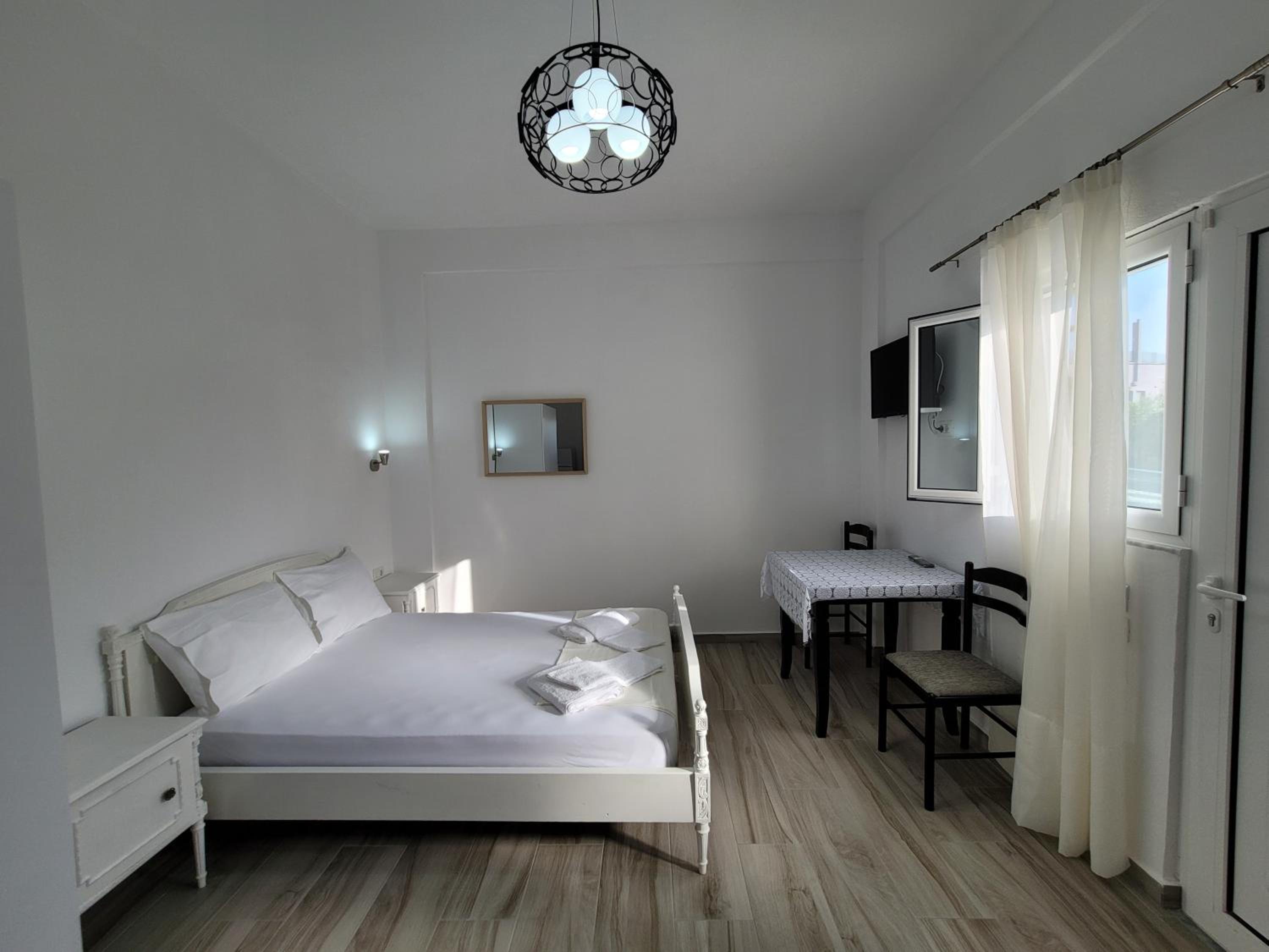M&J Home