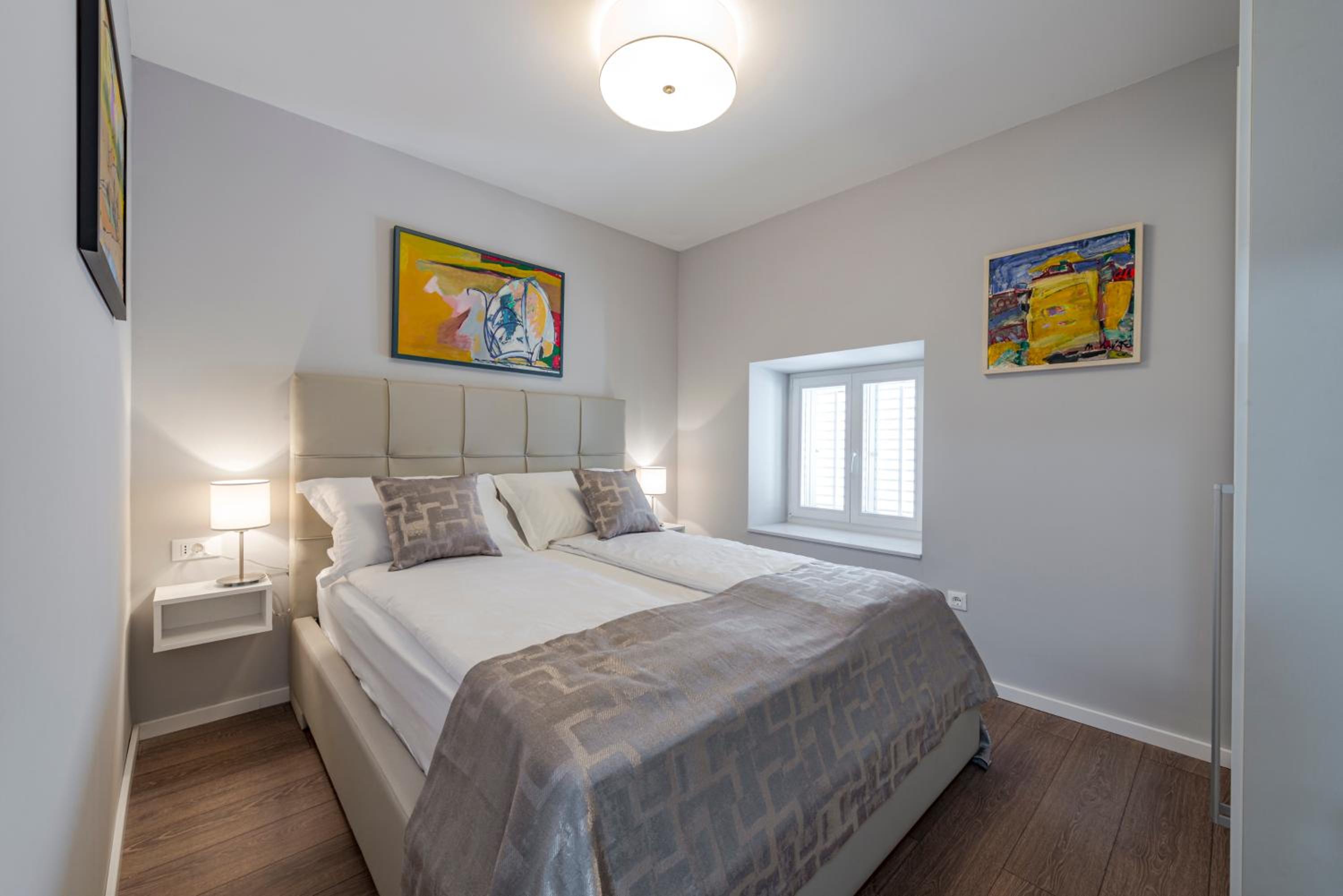 VILLA FLORES LUXURY APARTMENT