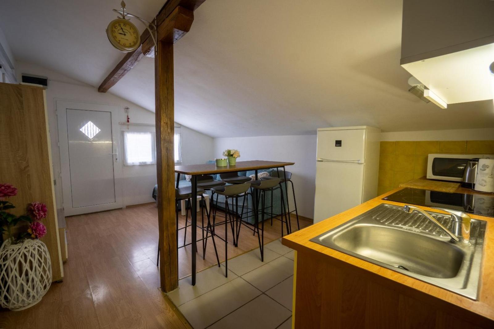 Apartman Mira