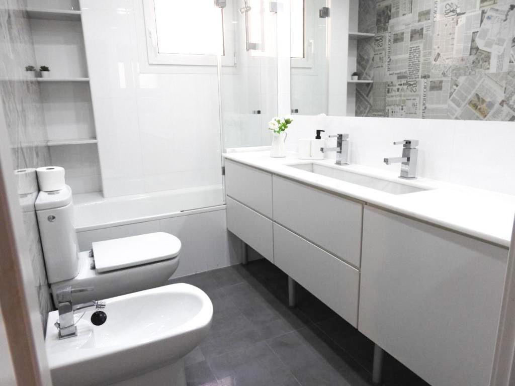 Carihuela Beach Suite Apartment