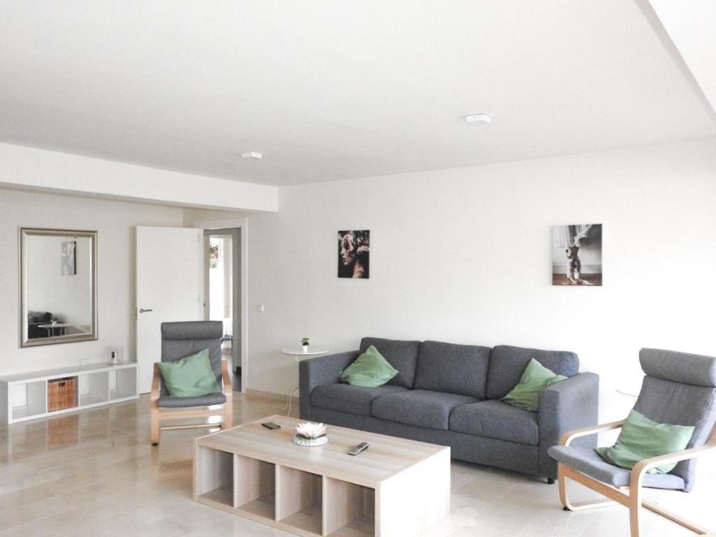 Carihuela Beach Suite Apartment
