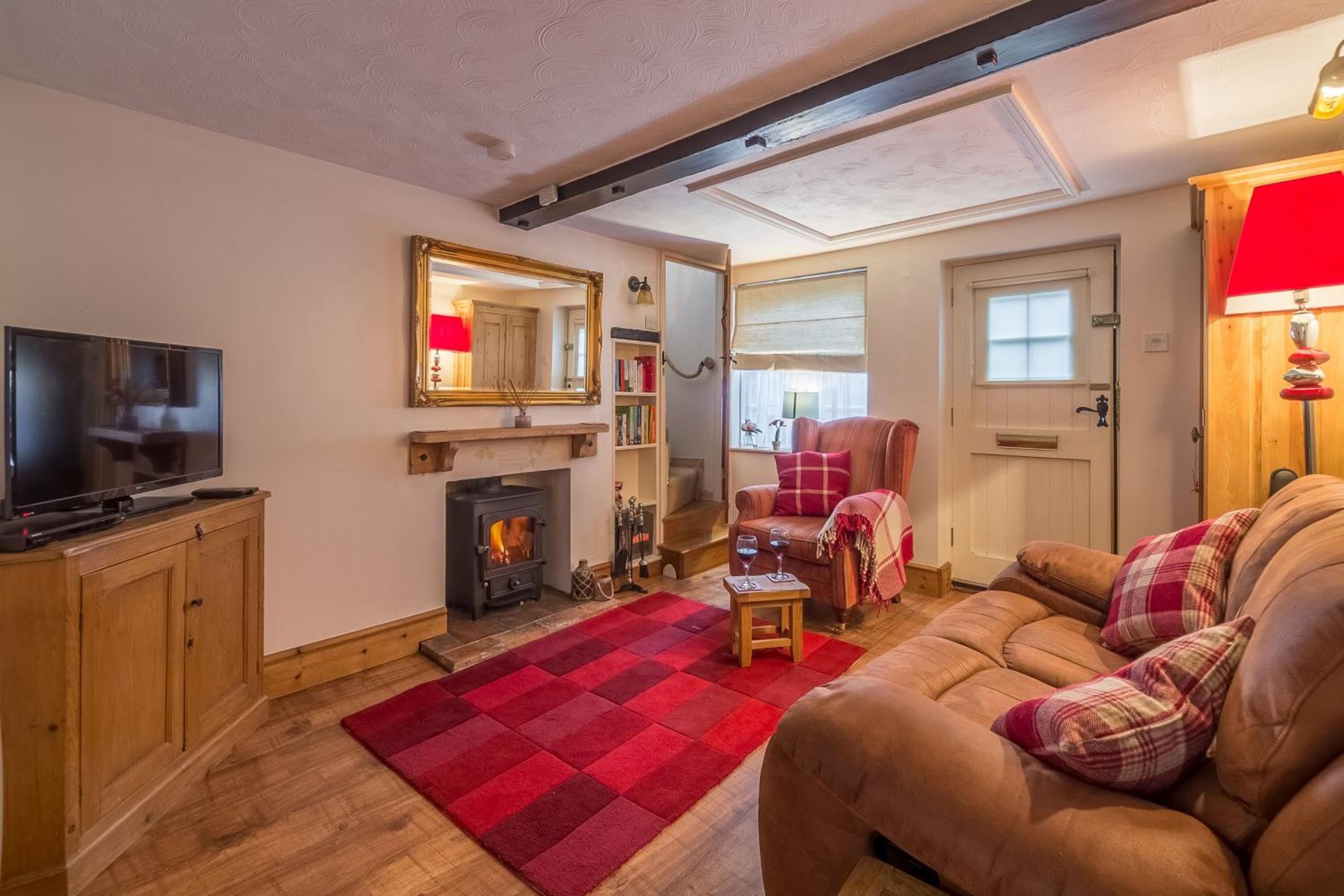 Flint Cottage view 3