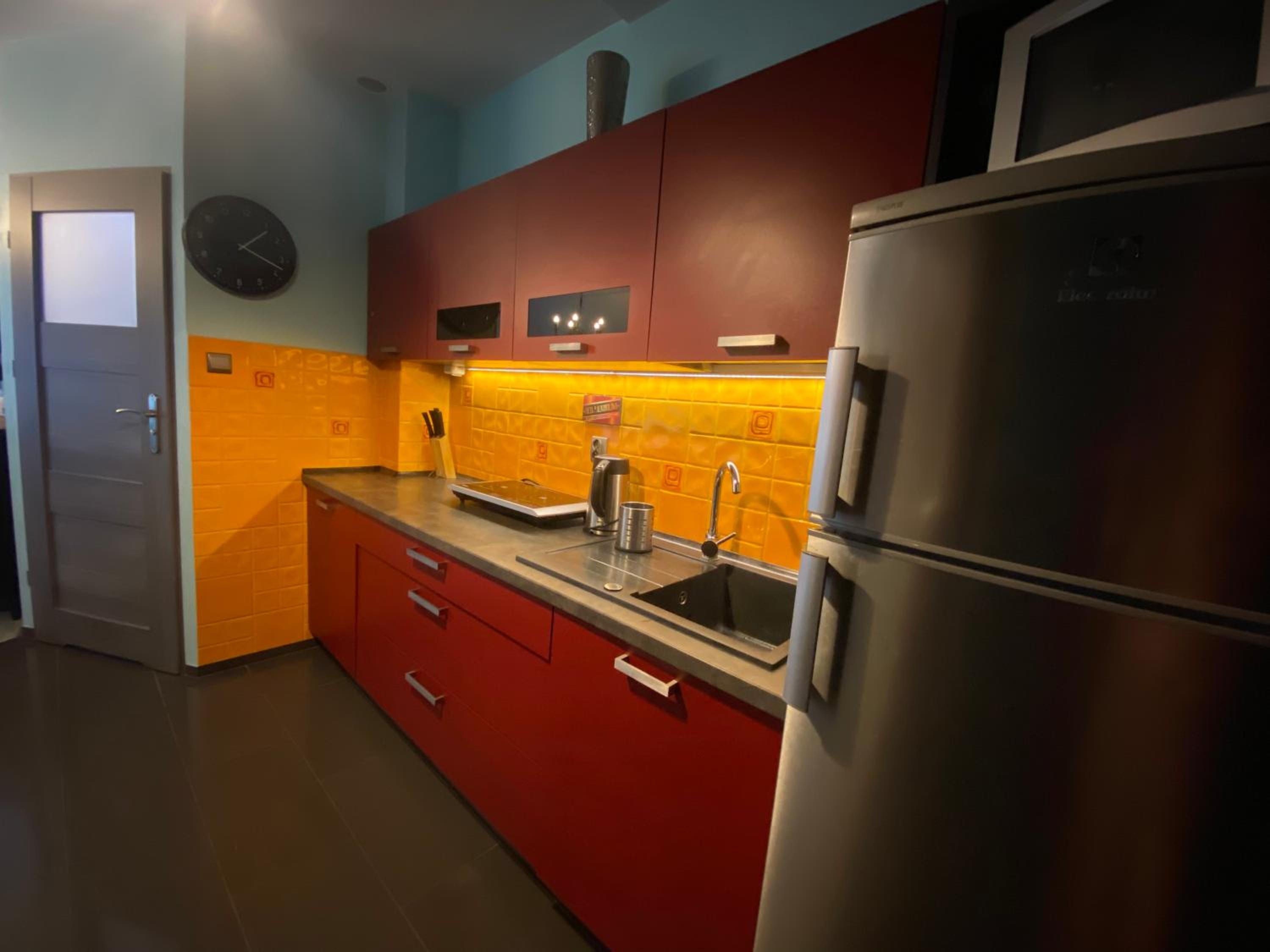 APARTAMENT FAMILIJNY KRYNICA MORSKA - 10 osób 2 poziomy 2 łazienki kuchnia