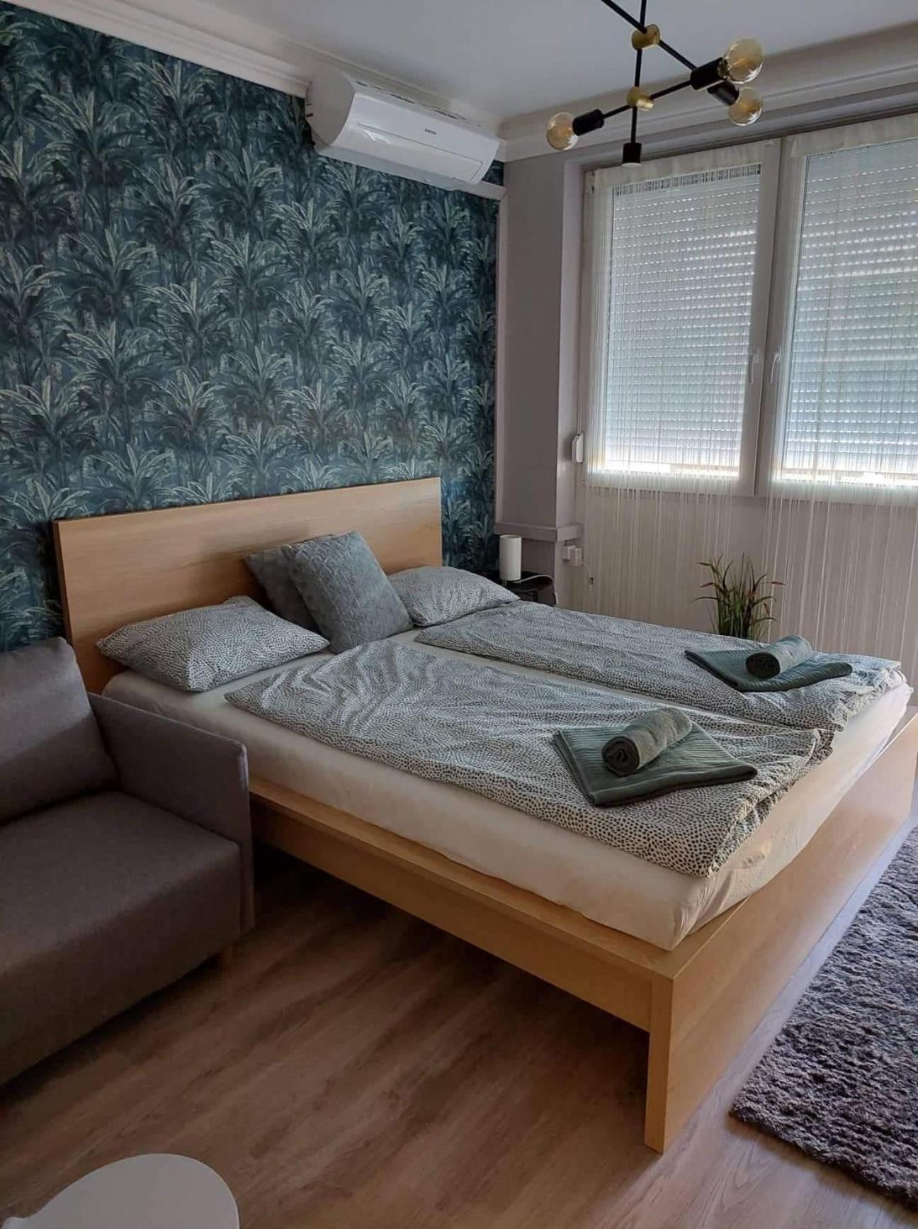Roberta Apartman1 view 2