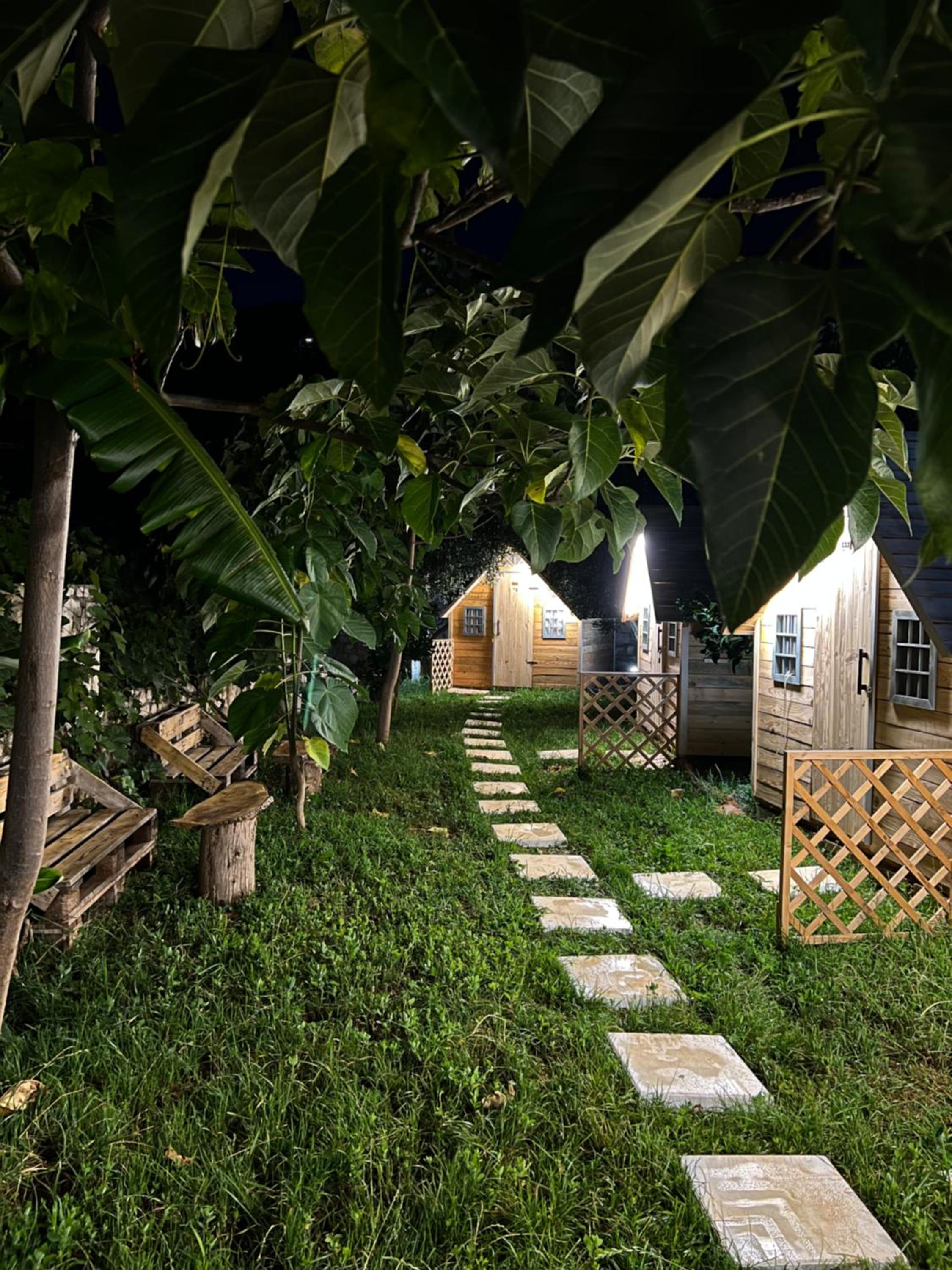 Camping Albania-Secret Village Den