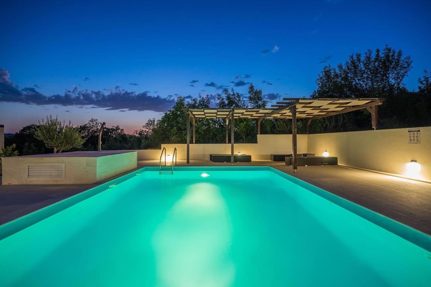 Holiday home with swimming pool Villa Camellia