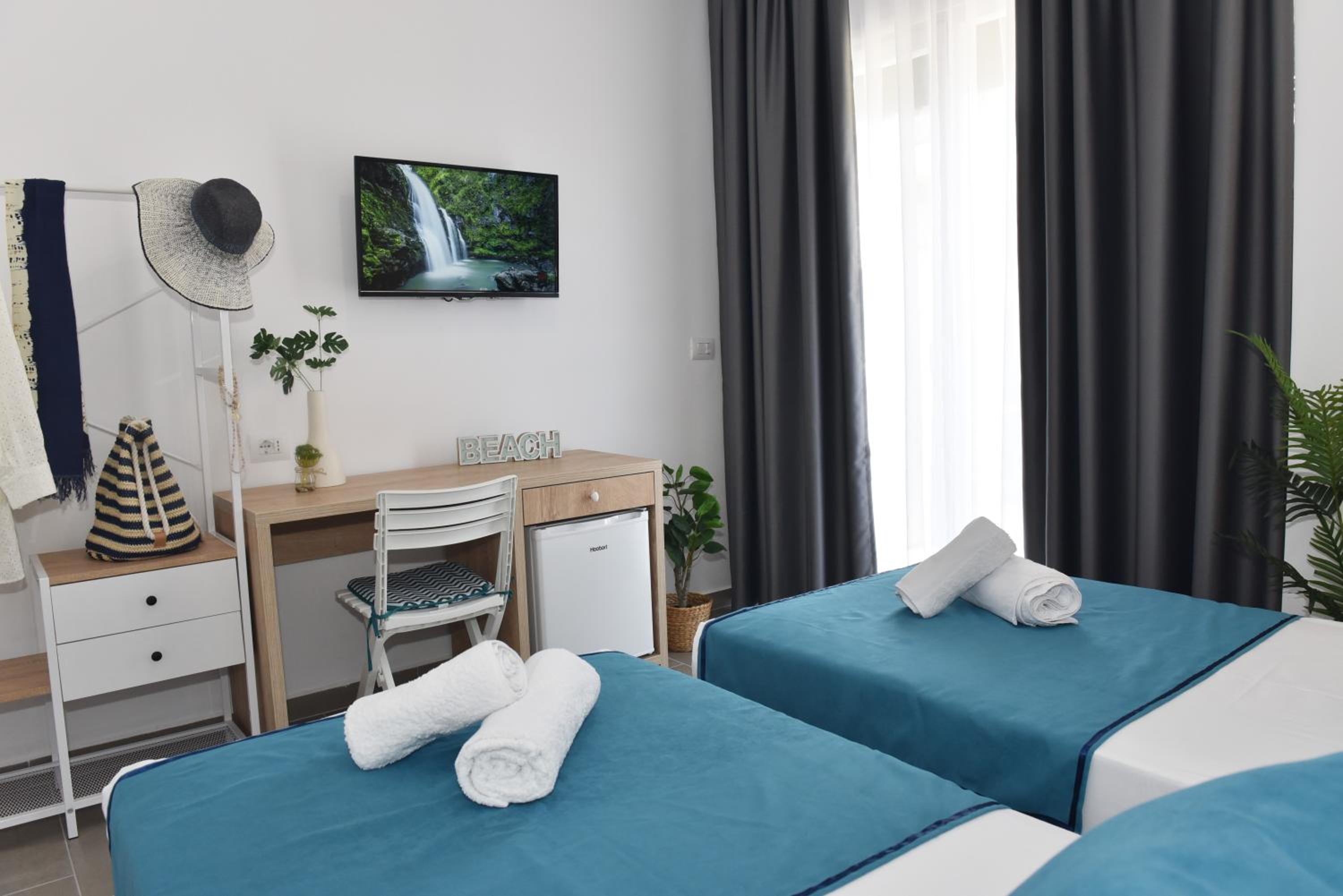 Amar Rooms