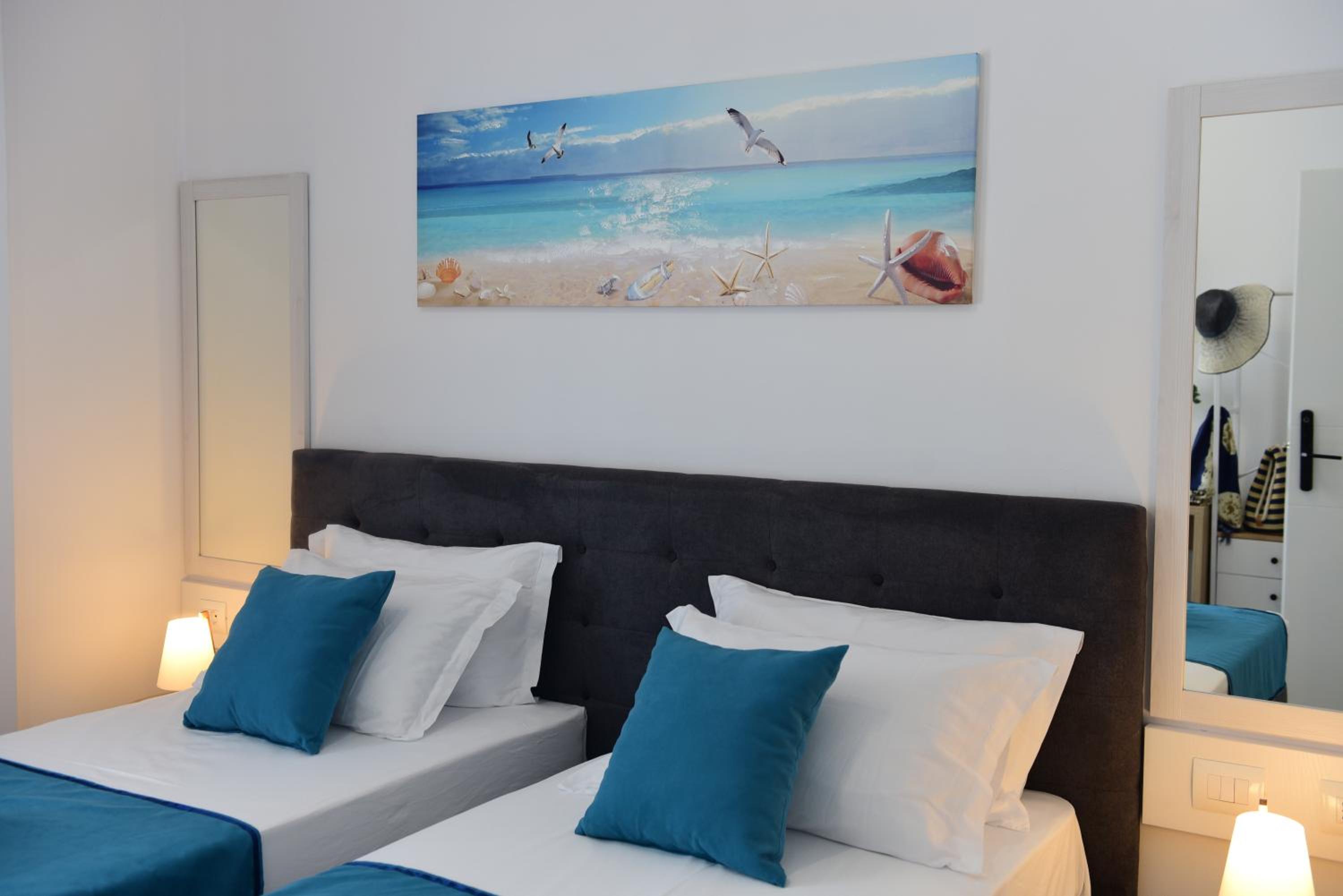 Amar Rooms