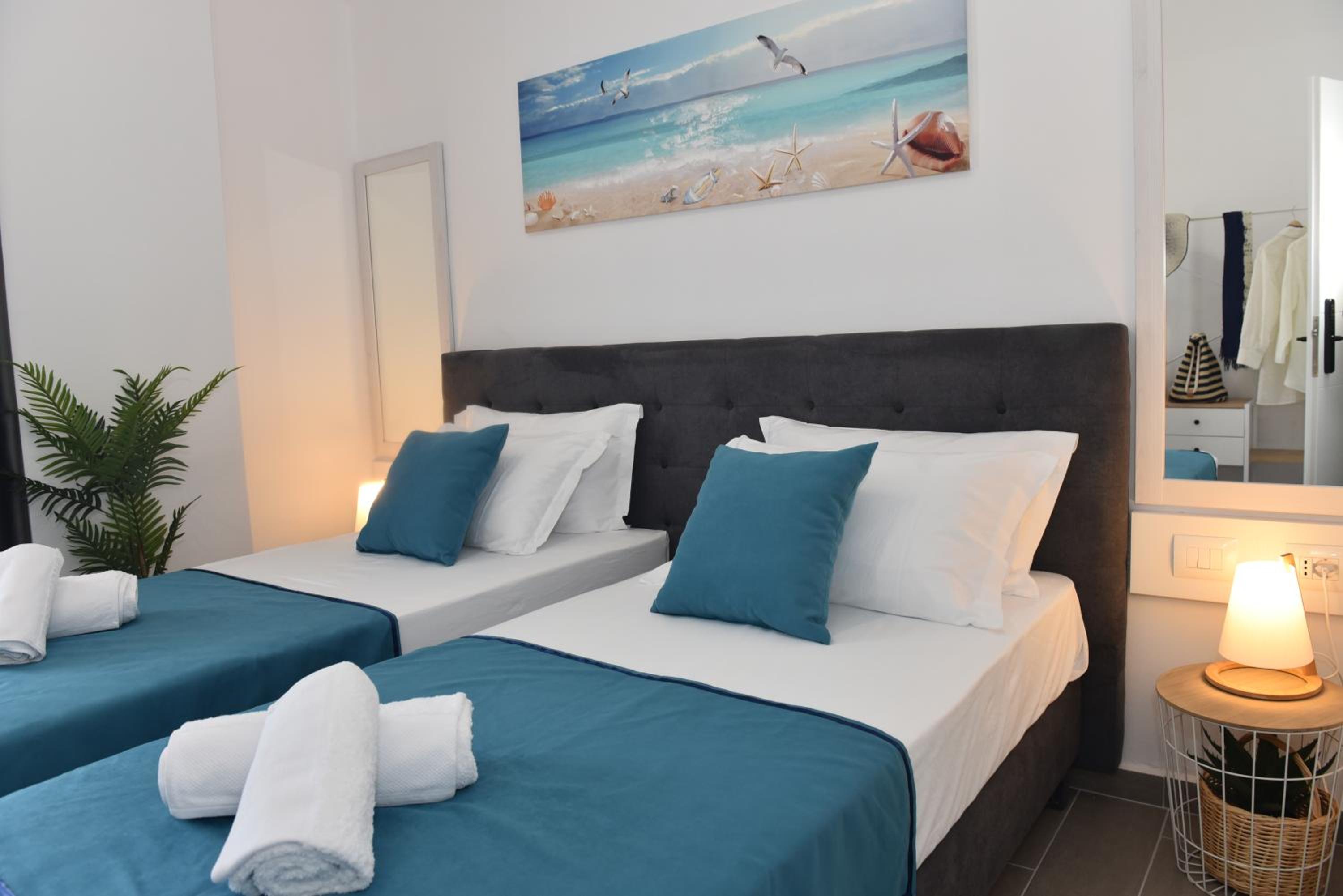 Amar Rooms
