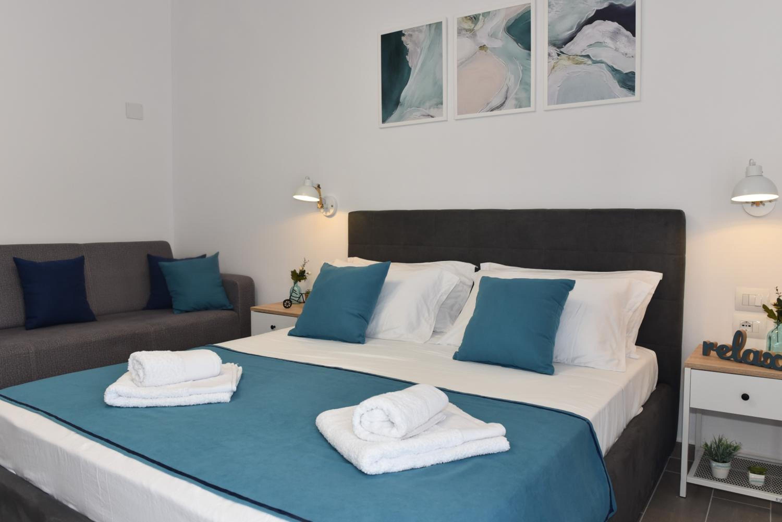 Amar Rooms