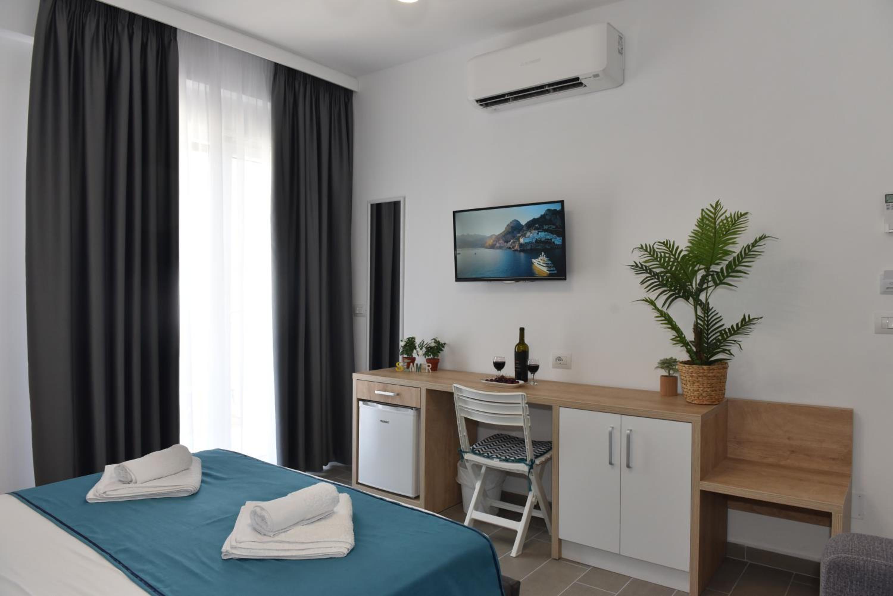 Amar Rooms