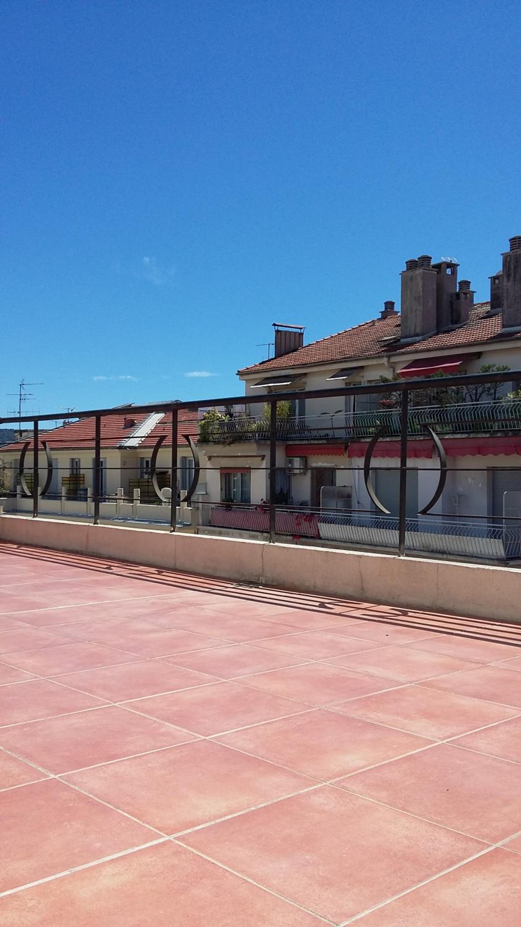 Studio toit terrasse photo 2