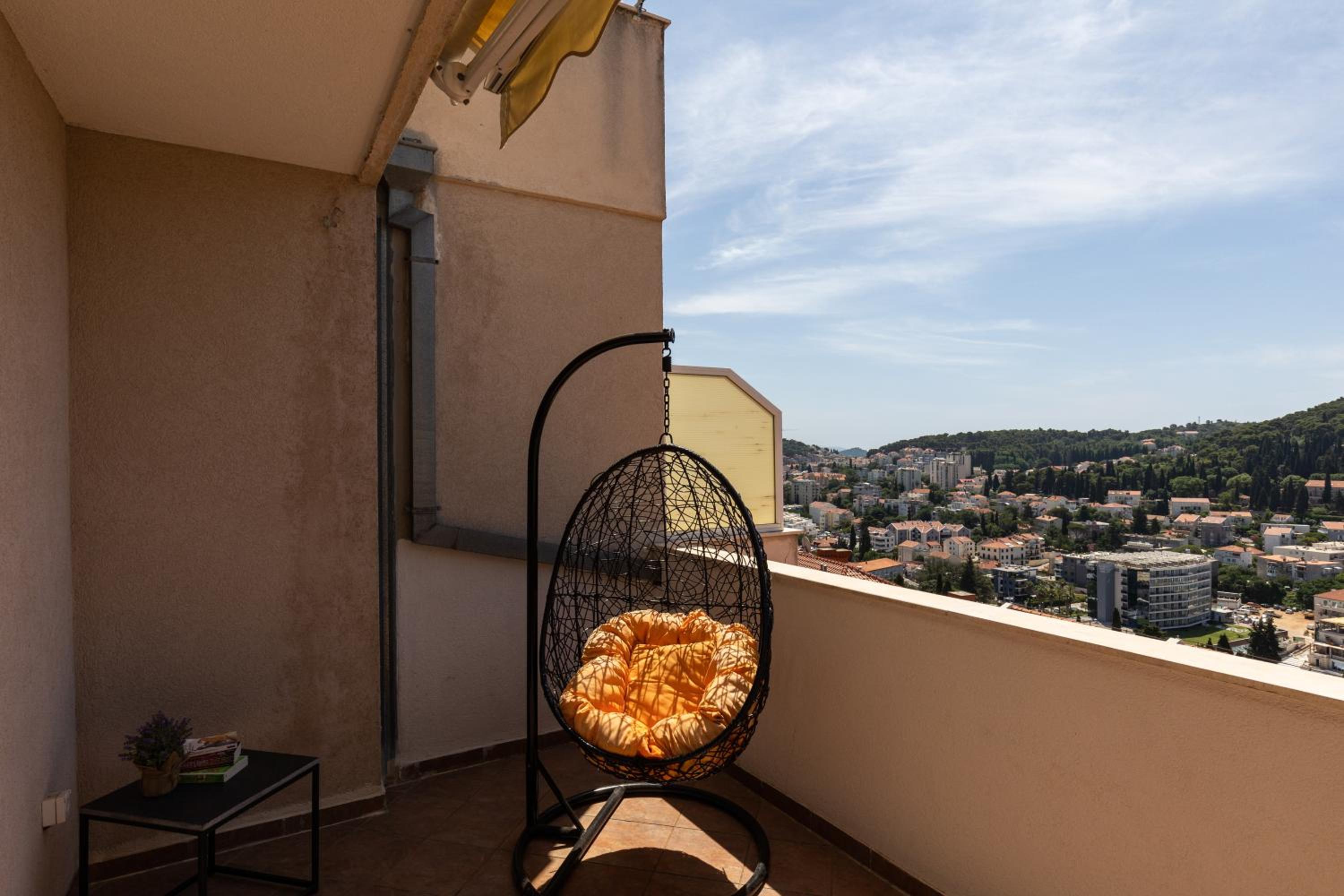 Apartment Sensational View