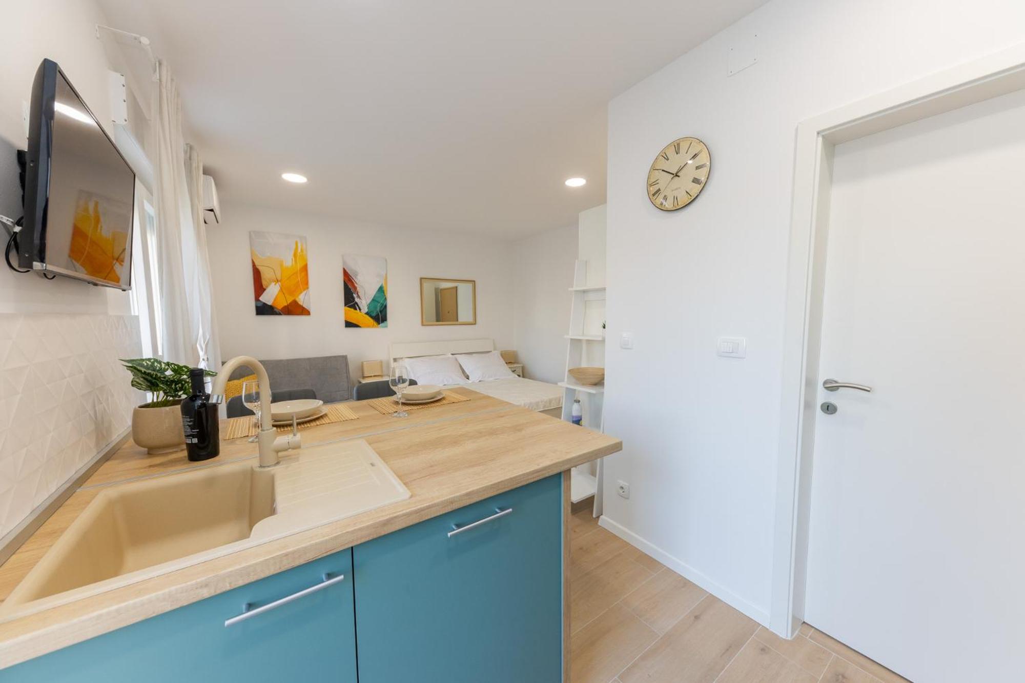 Studio APT Breeze view 3