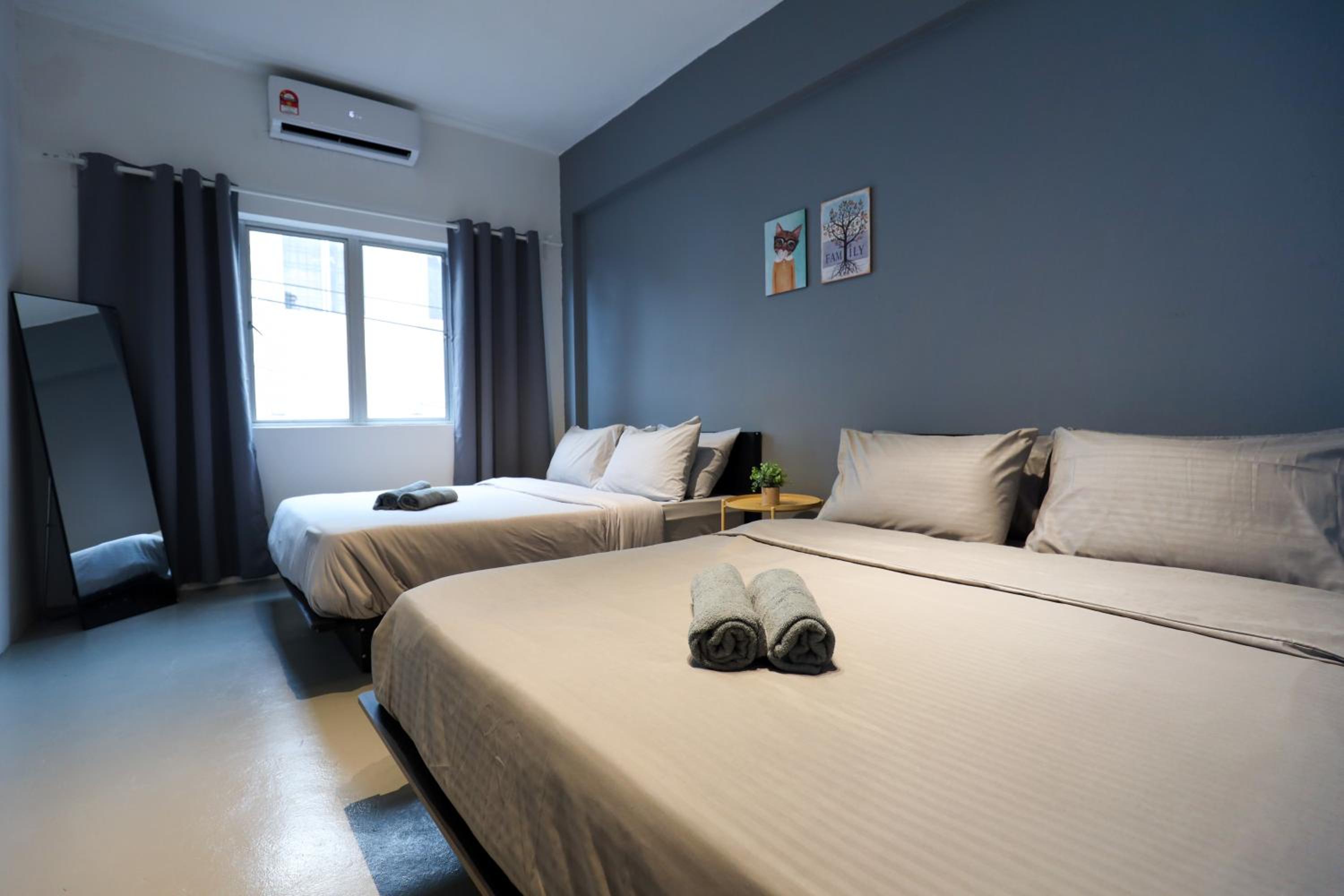 Cozy Homestay with Karaoke System & Pool Table