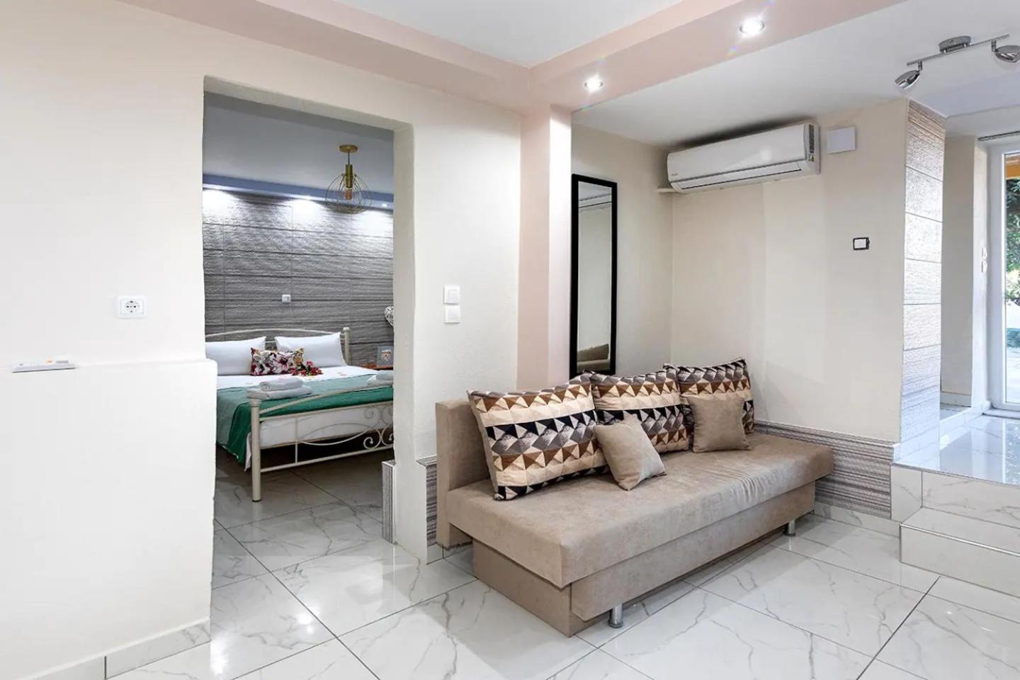 Rentinis Apartments photo 2