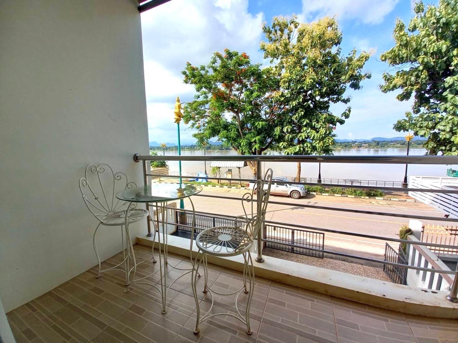 Baan Liab Khong @ Nakhon Phanom
