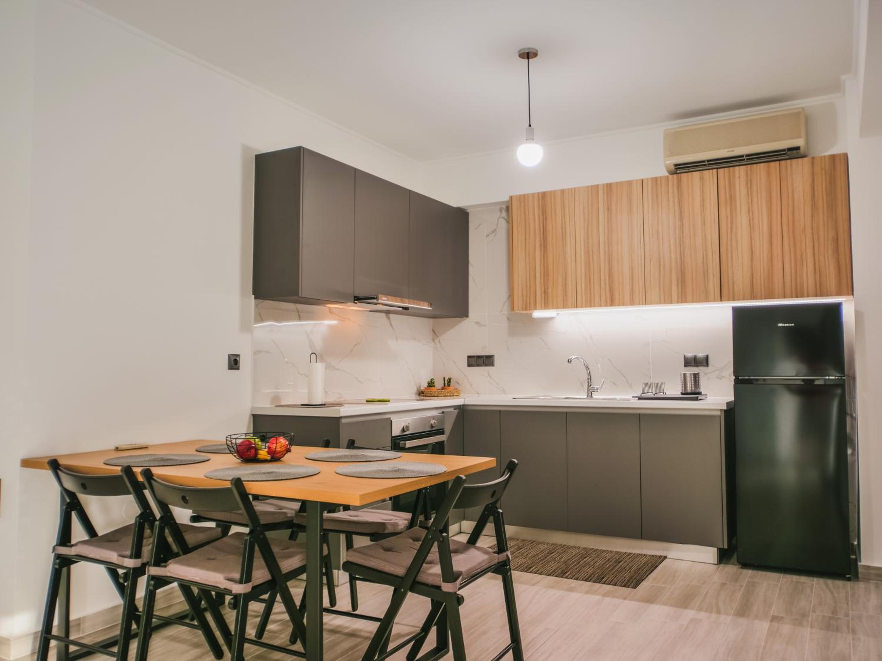 ChriLenia Apartments photo 1
