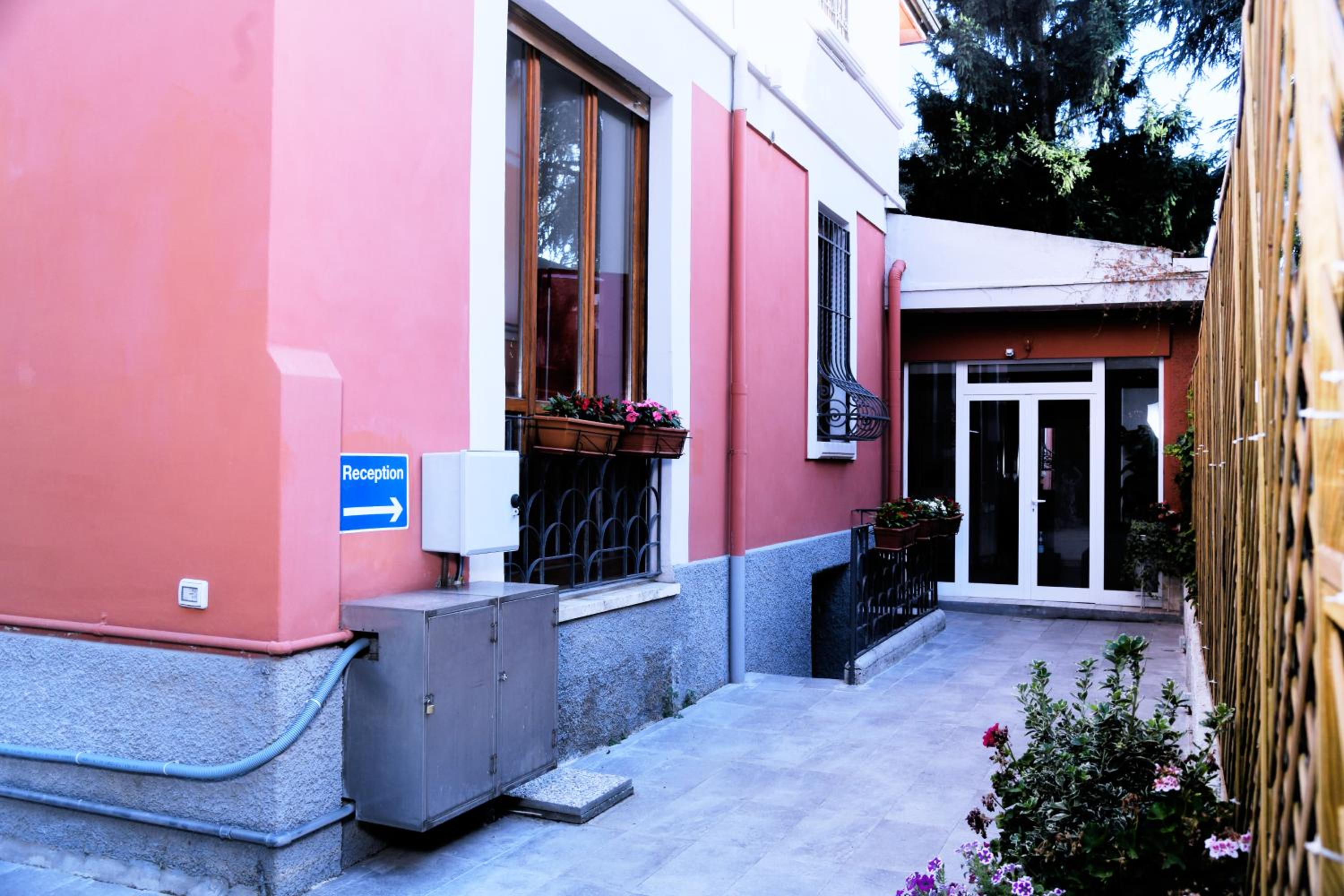 La Villa bed & breakfast photo 2