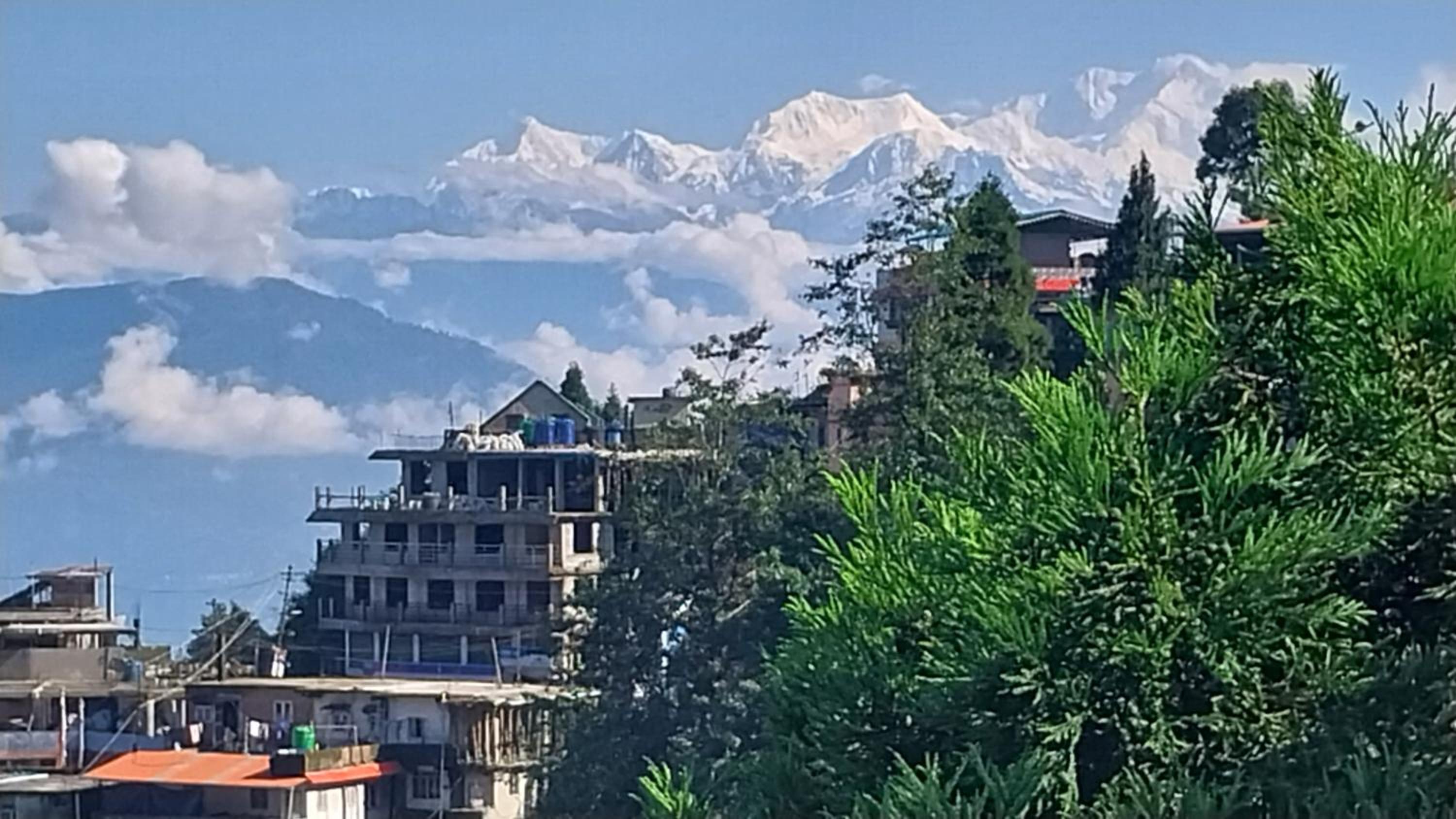 Sunakhari Homestay Darjeeling view 2
