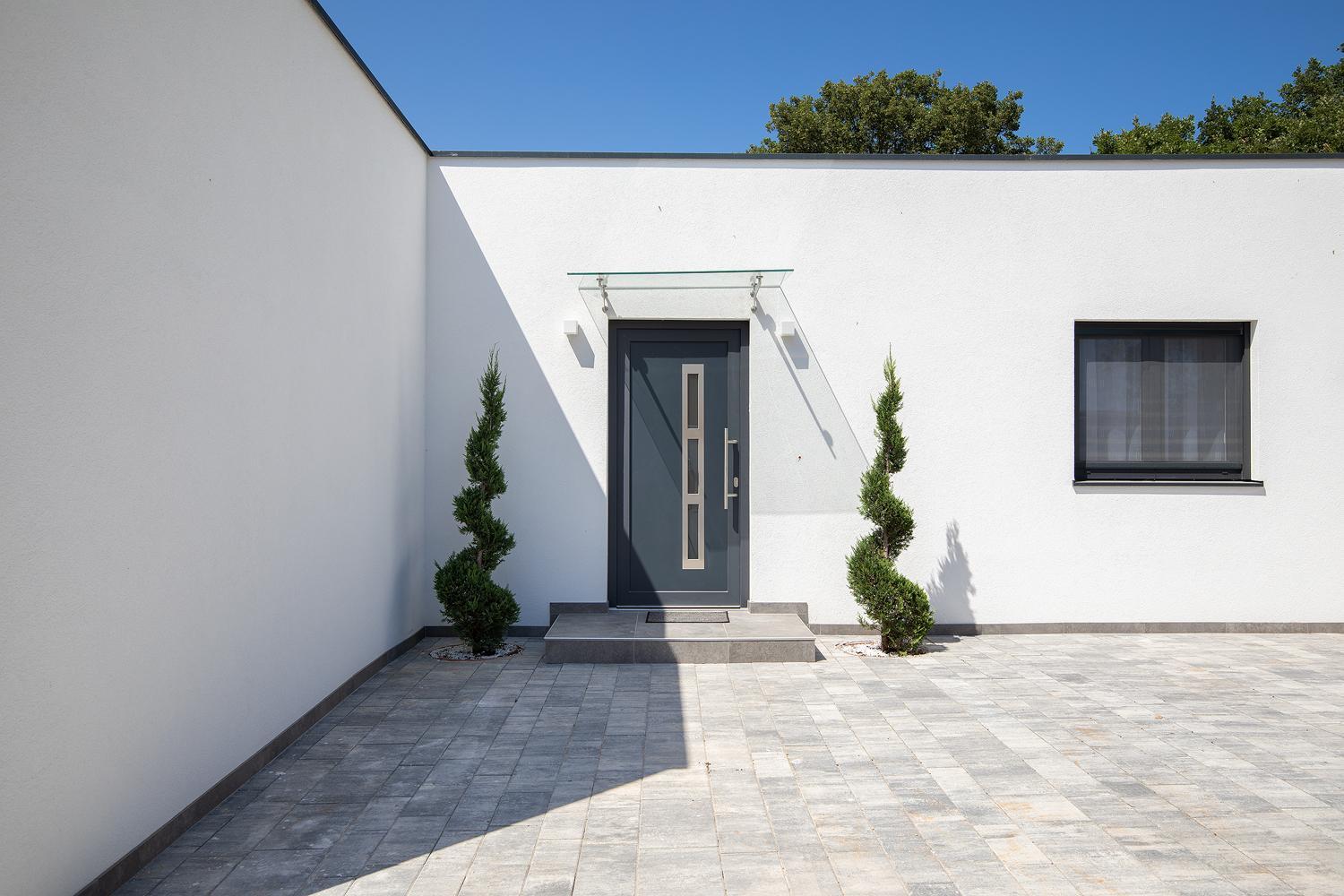 Villa L&L