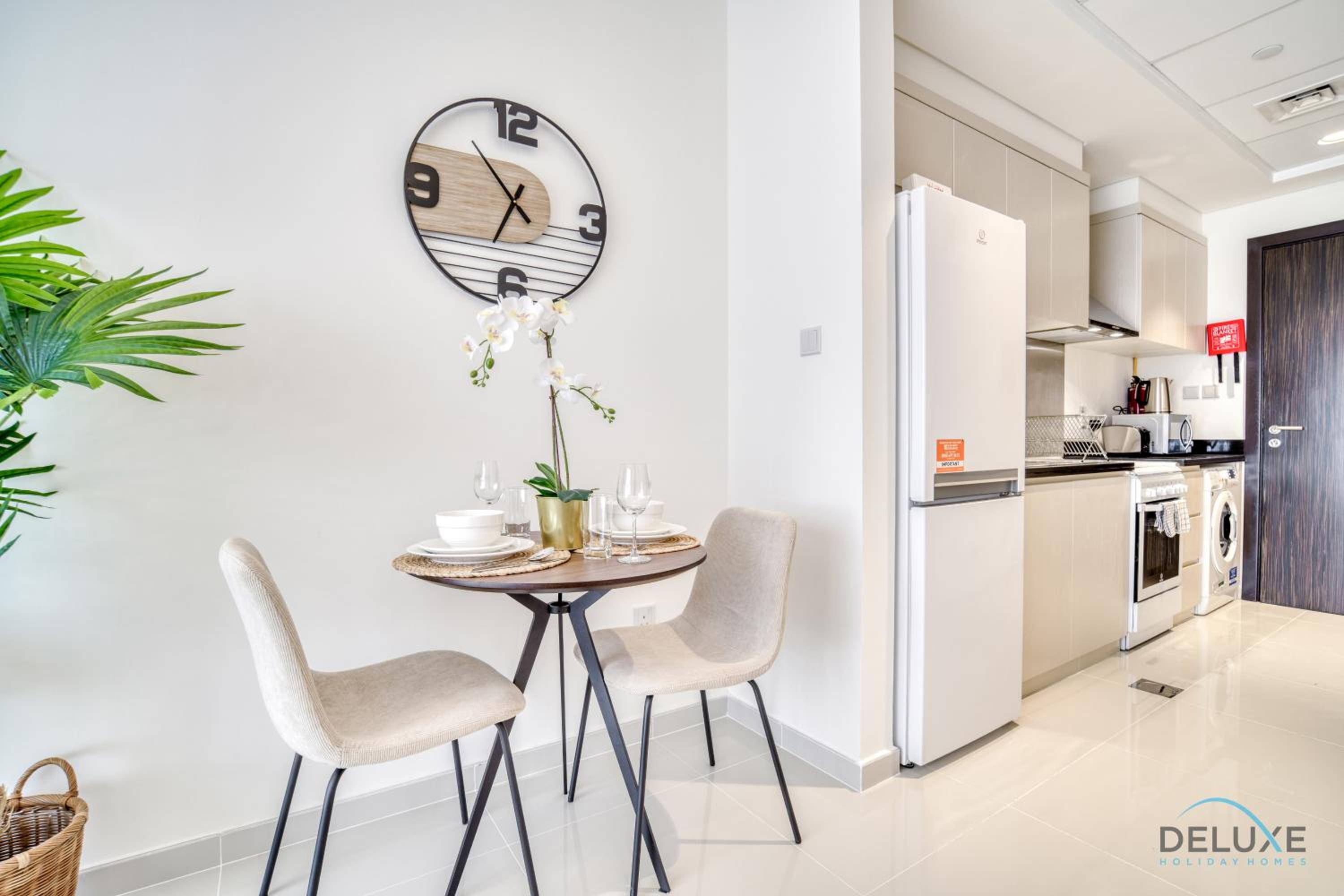 Soothing Studio at Carson A DAMAC Hills Dubailand by Deluxe Holiday Homes