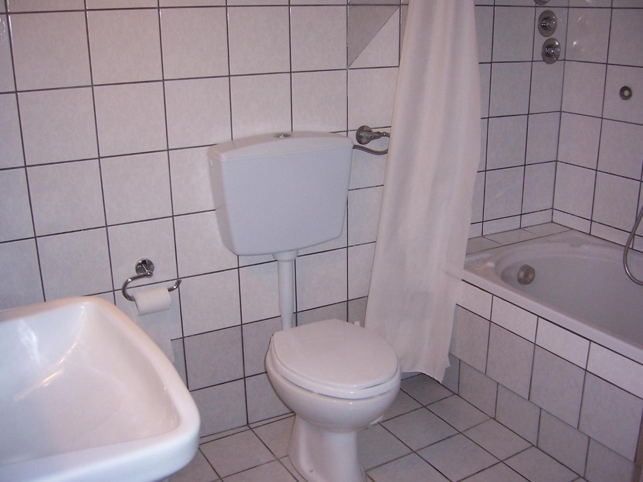 Photo 50