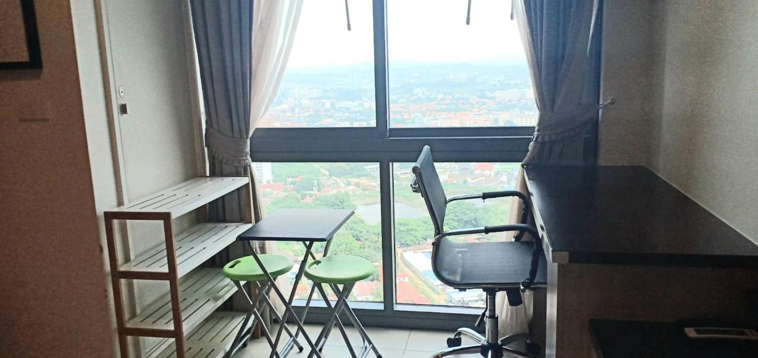 33 Rd Floor City View Studio Seaview Condominium