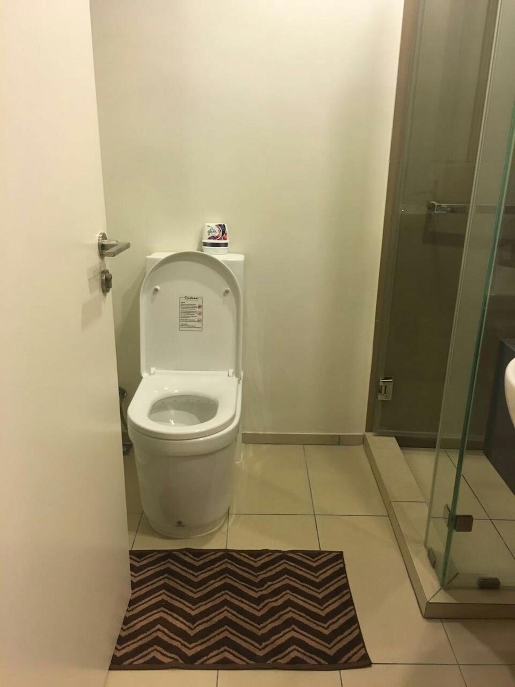 33 Rd Floor City View Studio Seaview Condominium