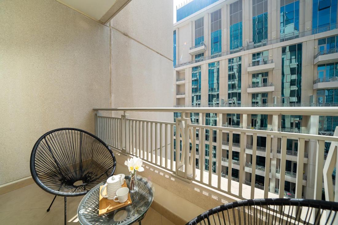HiGuests - Dazzling Apt With Panoramic View Near Burj Khalifa