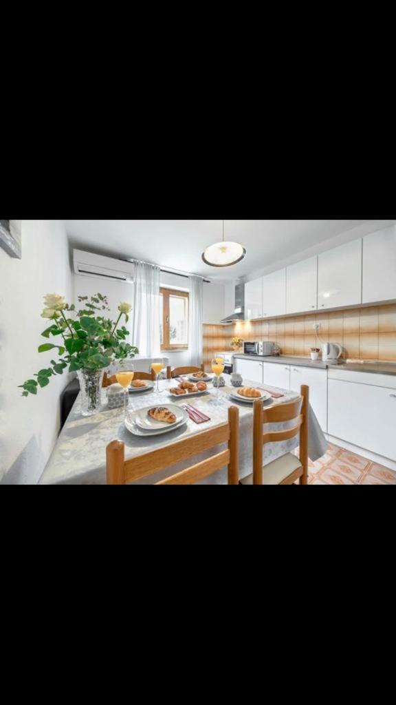 Apartman Aspalathos — Split