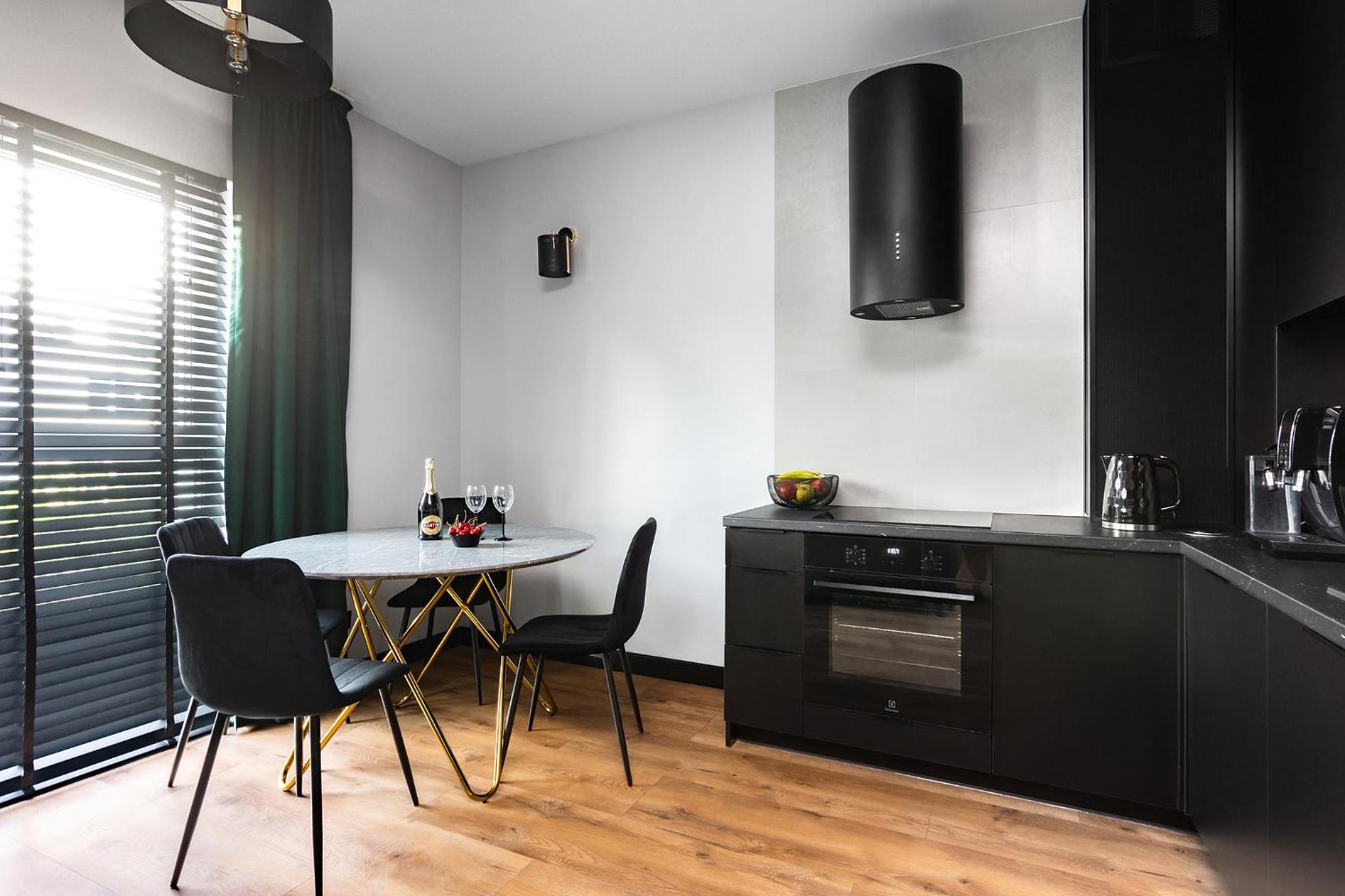 Victoria Apartment