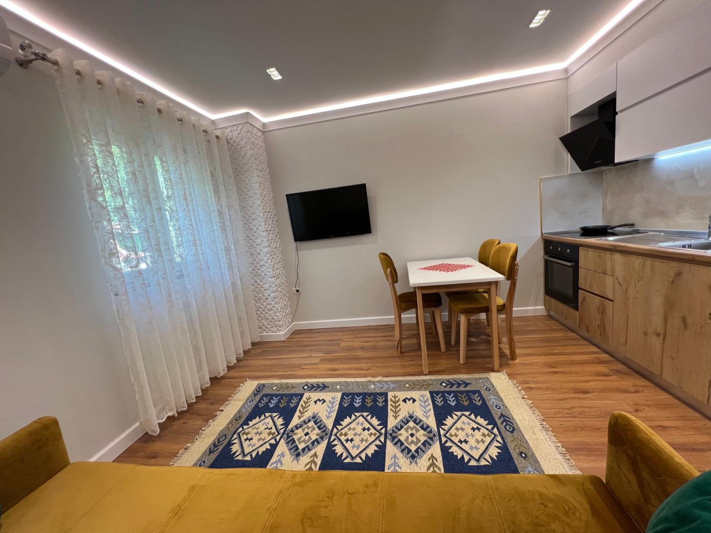 Chestnut Yard Villa
