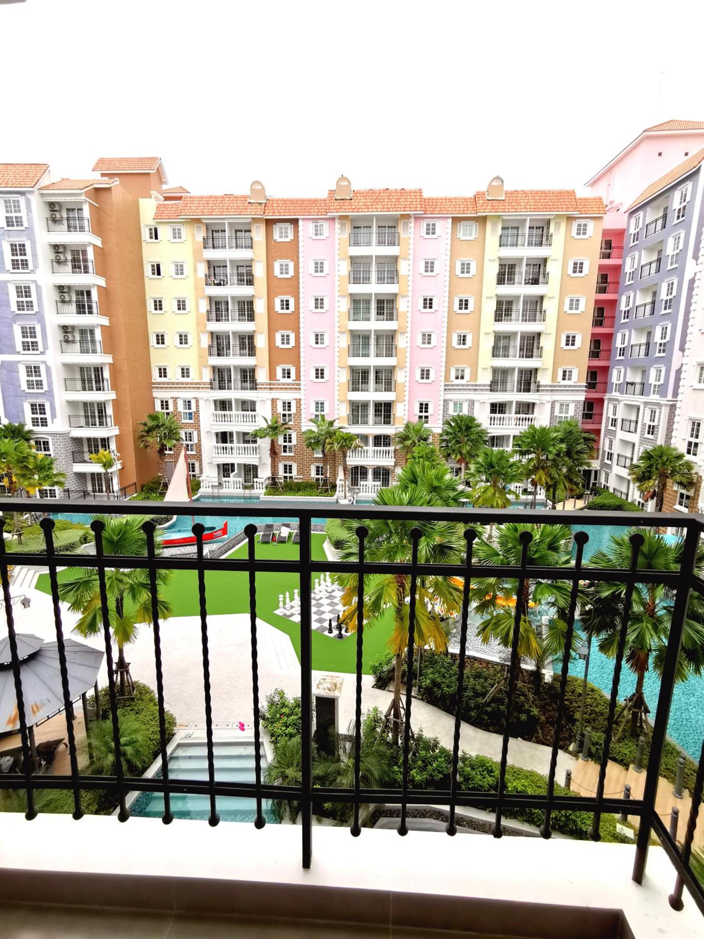 C45 Seven Seas Cote DAzur Nice Pool View view 3