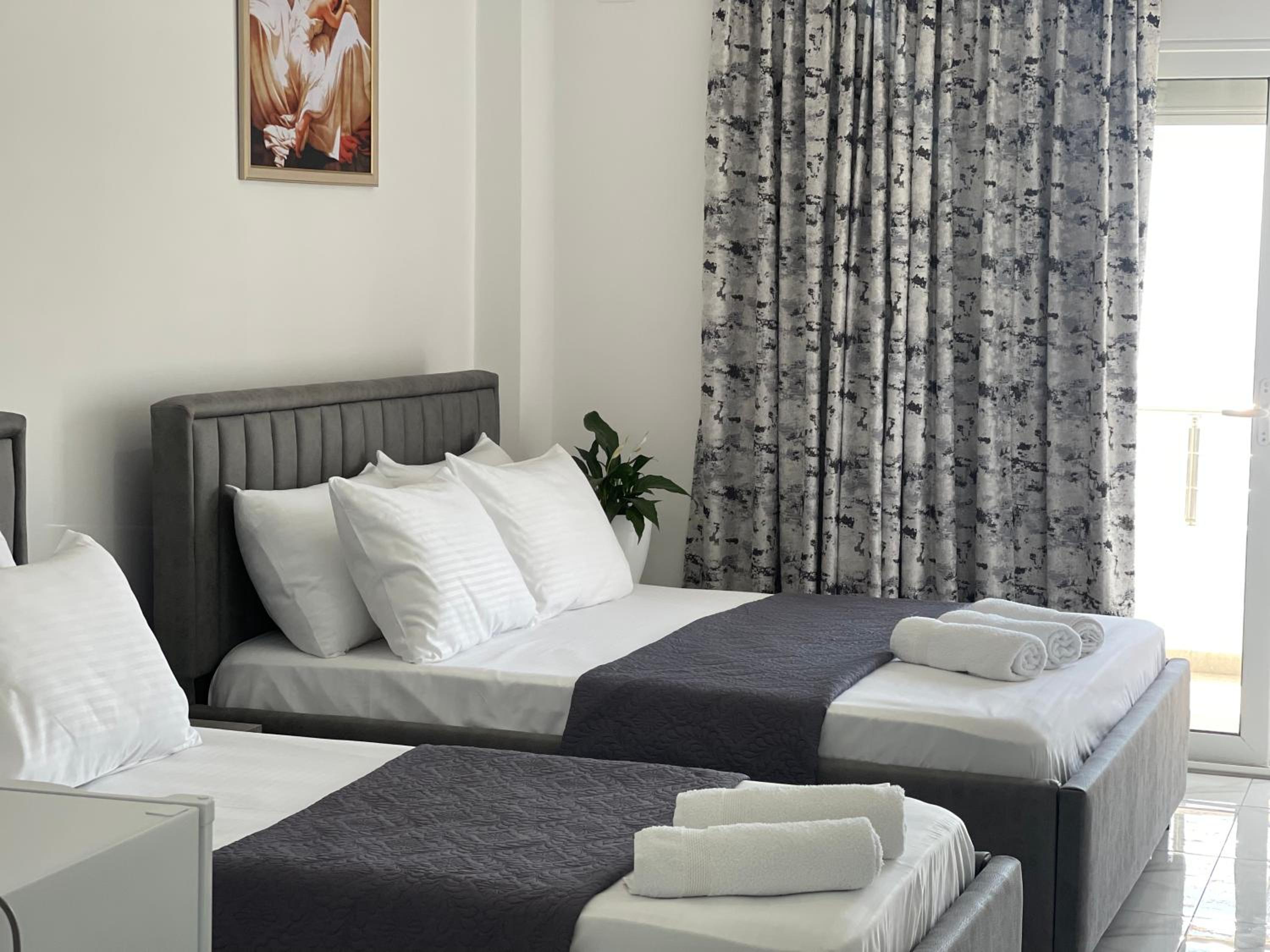 Marsal Apartments photo 3