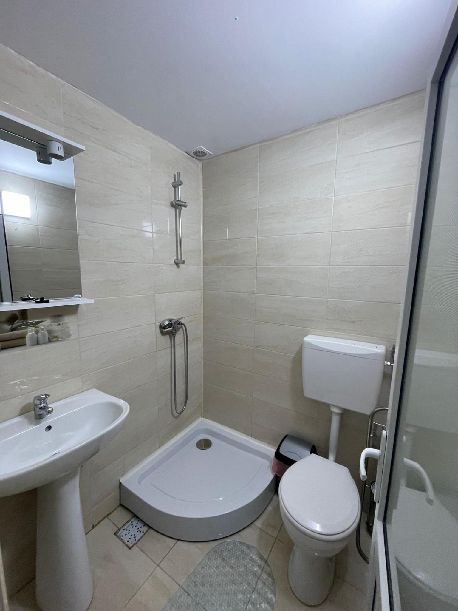 Casa De Vacanță Maga Dubova view 2