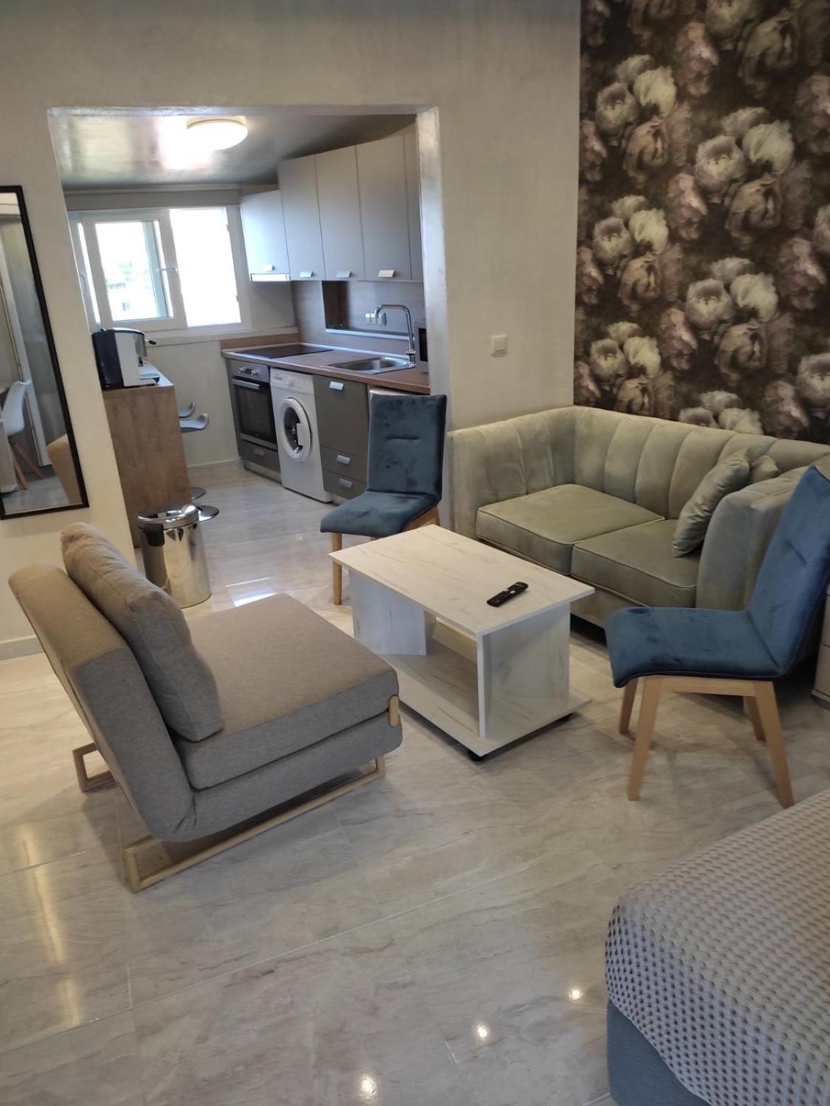 Sunny Luxury Penthouse photo 2