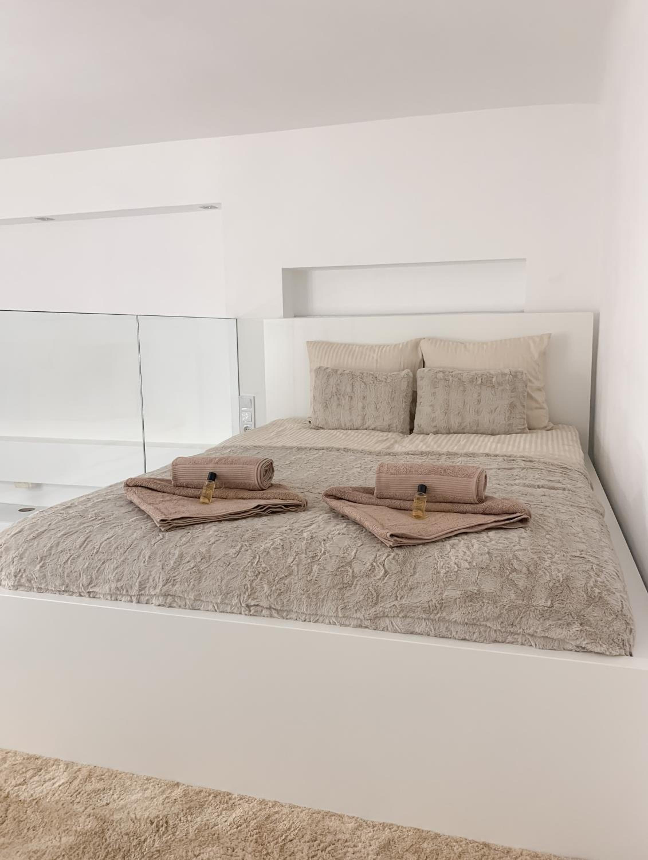 St Stephen Luxury Apartment
