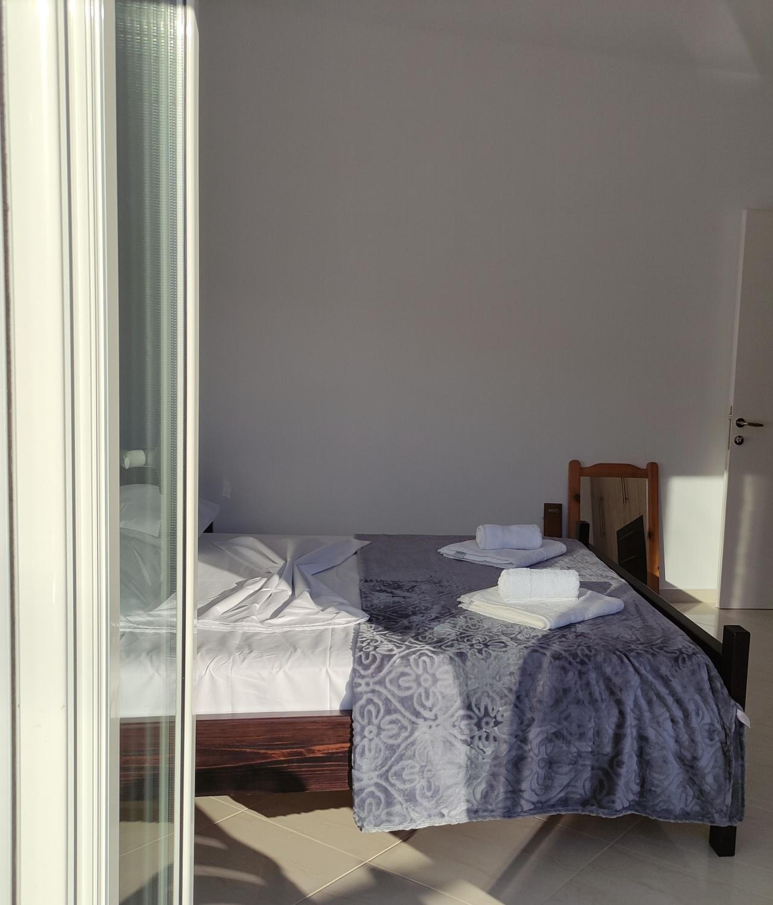 Ionia Apartments