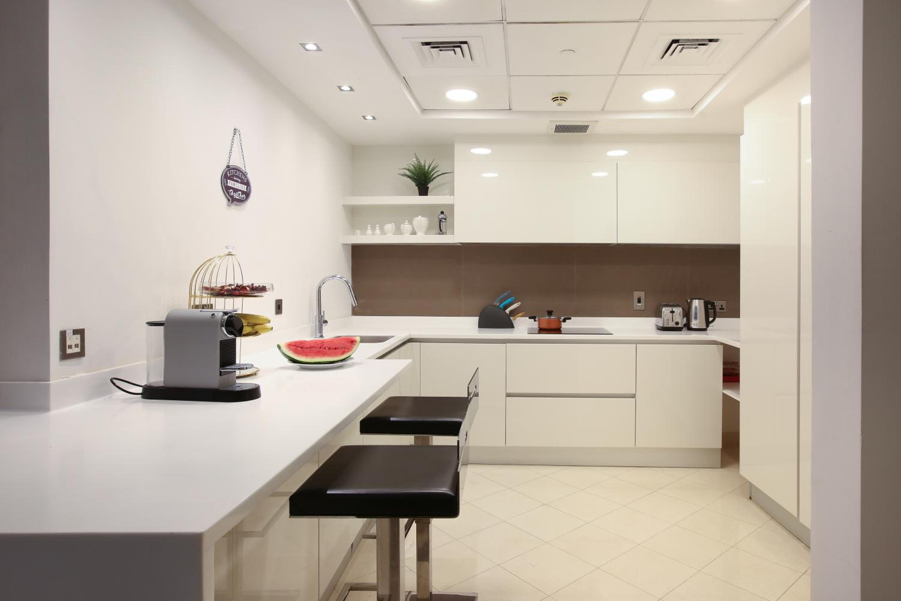 Trident Grand Residence - Luxury 2BR Marina and Sea View