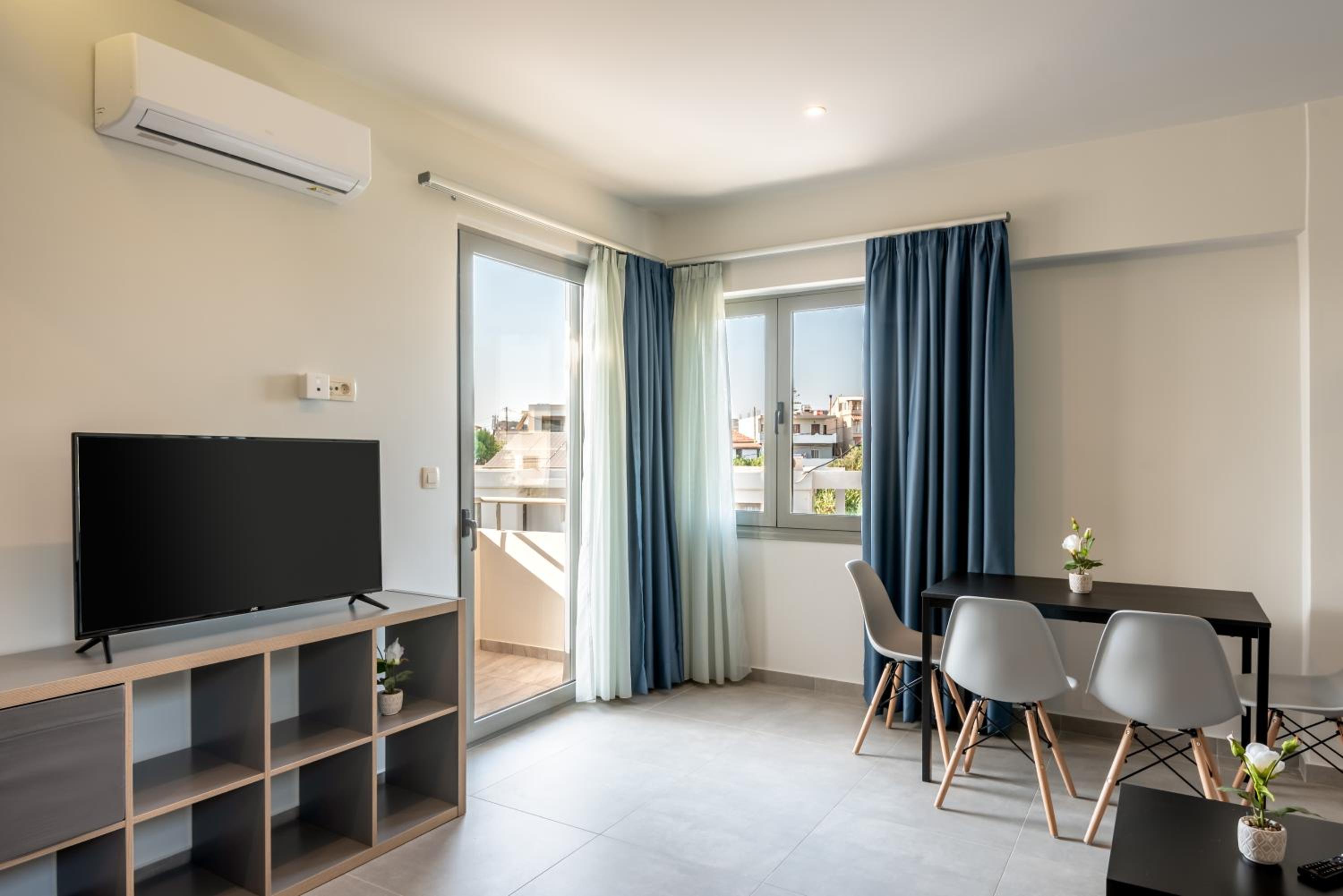Orama Apartment