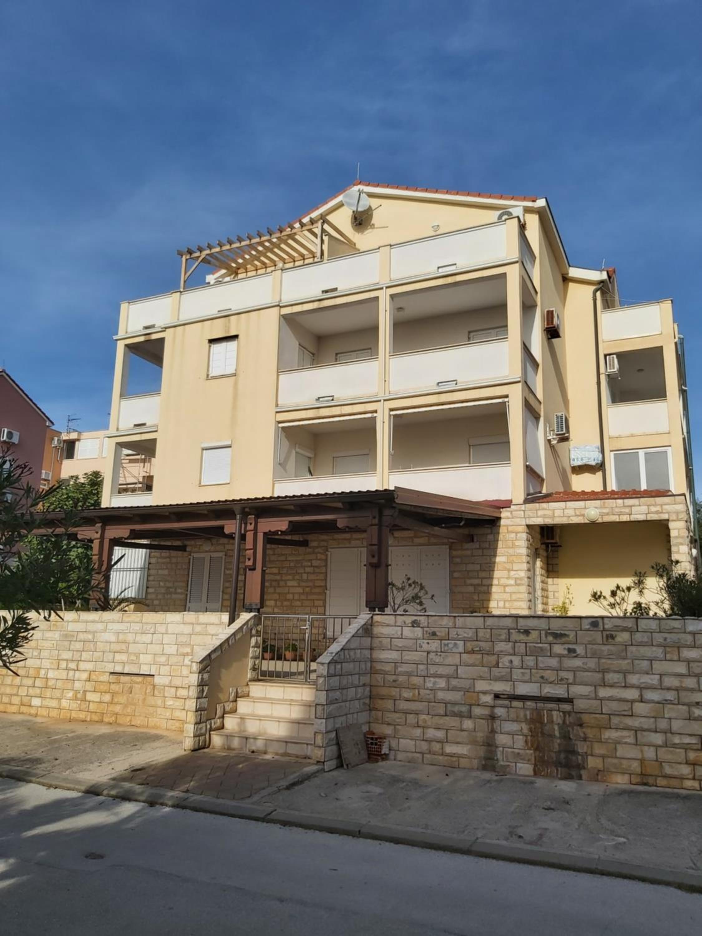 Apartment M Novalja