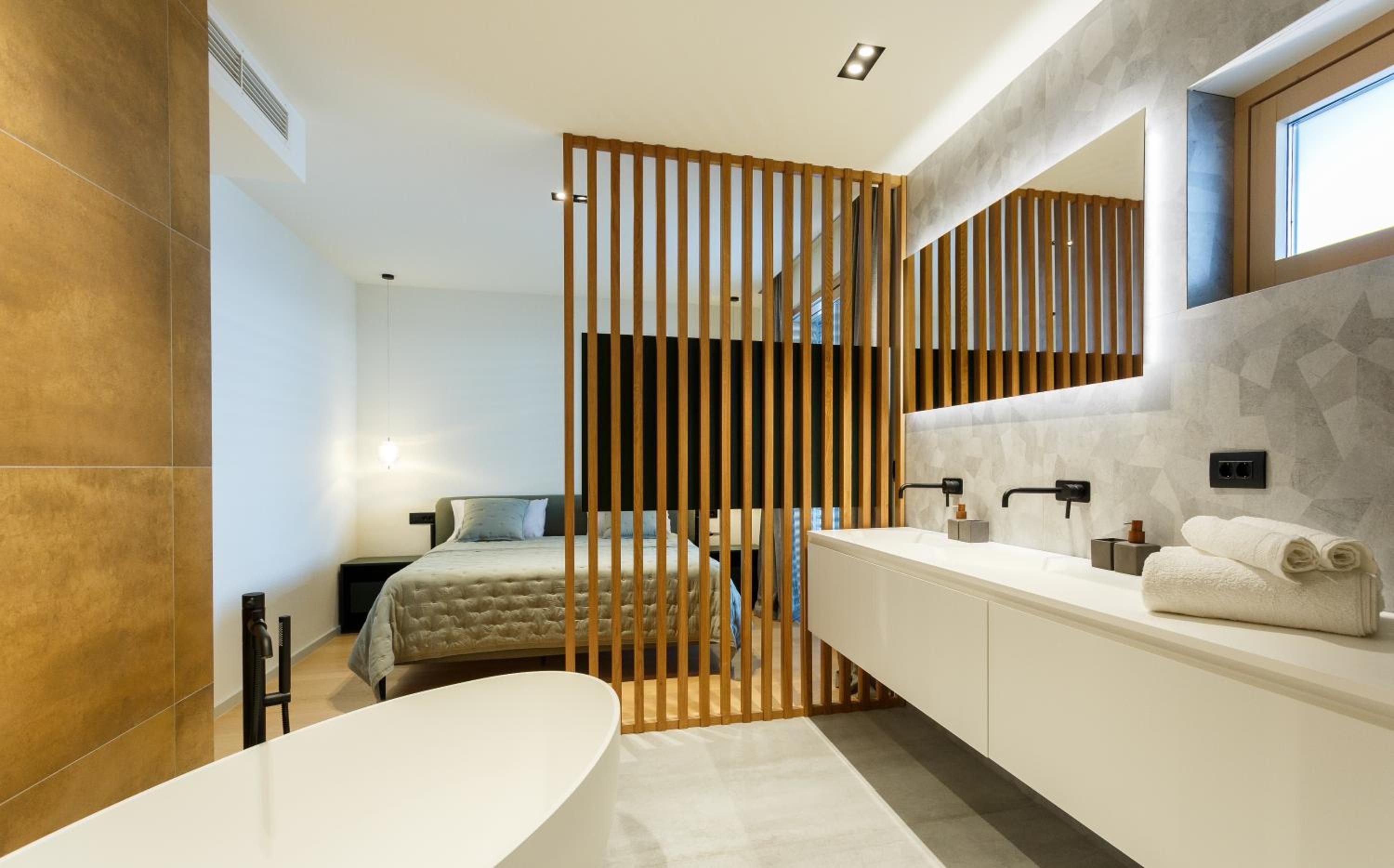 Luxury penthouse V view 2