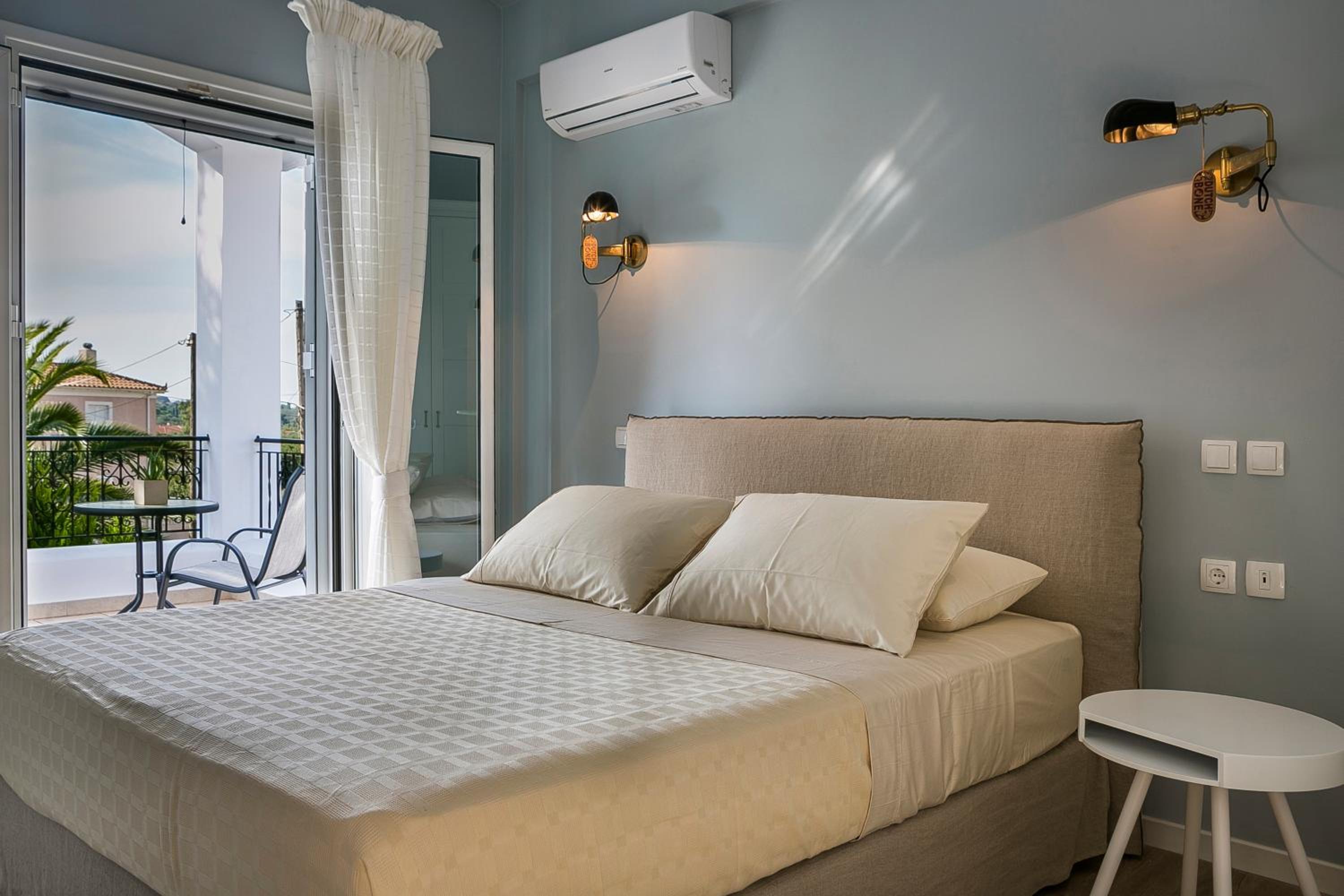 Julia's Boutique Suites, near Argostoli. photo 2