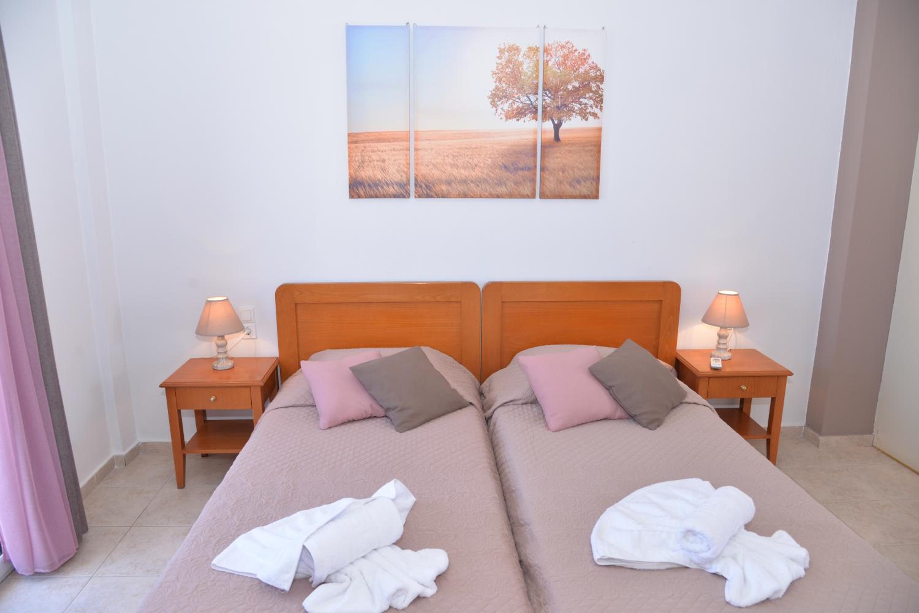 Sunny Rooms
