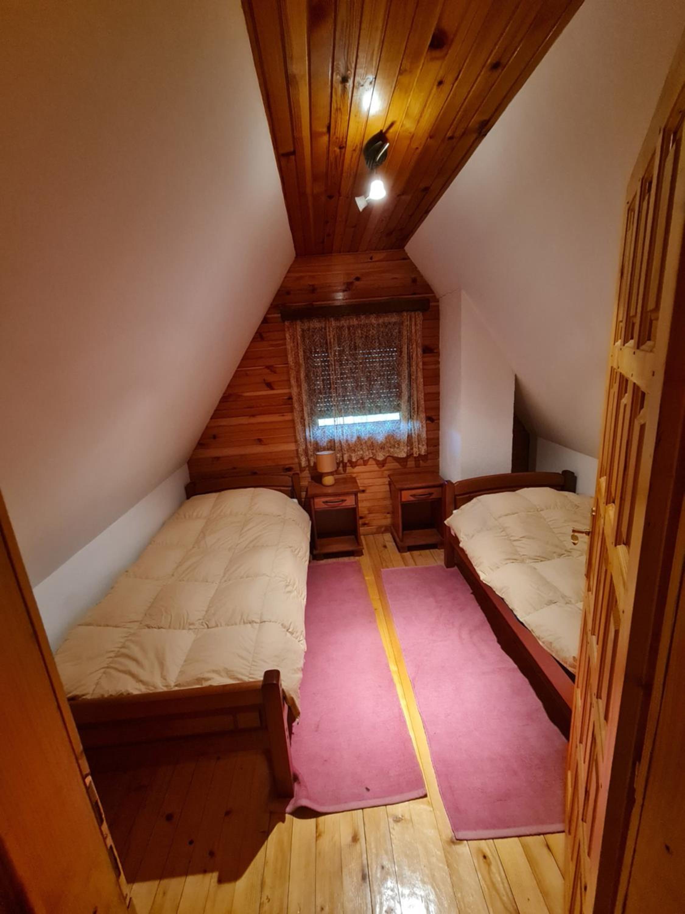 Original Wooden Lodge 3