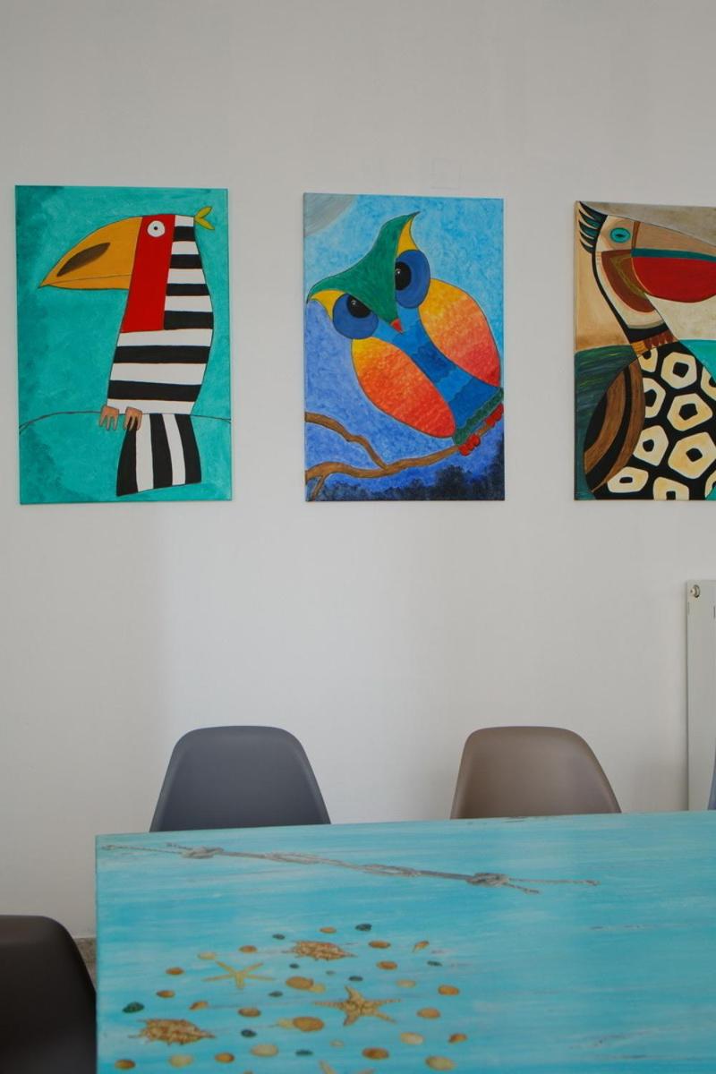 Bright and Stylish 3 Bedroom Apartment photo 4