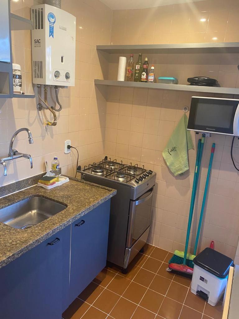 Apartamento em Condominio na Beira da Praia da Barra da Tijuca