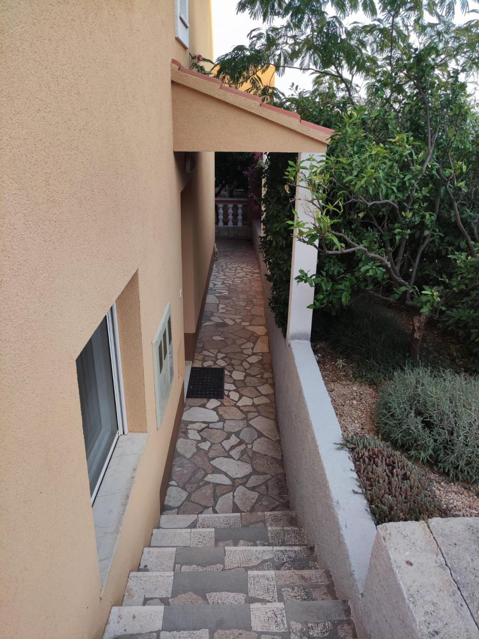 Photo 35